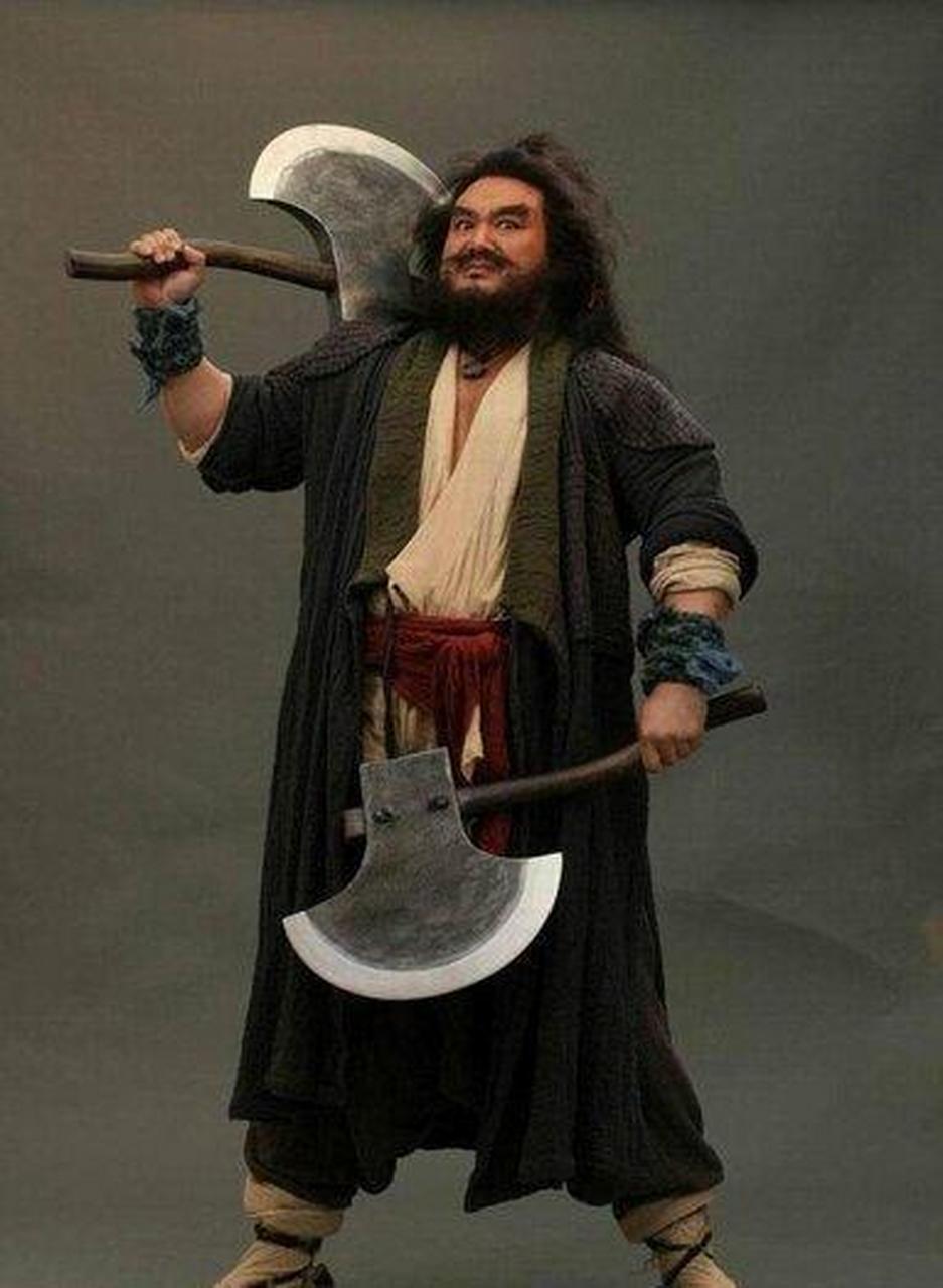 水泊梁山山下有个小酒馆,李逵经常偷着下山去喝酒,酒馆掌柜的是个奸商