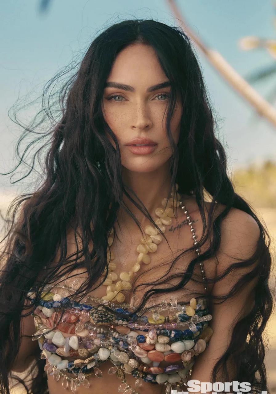 梅根·福克斯为《sports illustrated》杂志拍摄比基尼写真,真的美翻