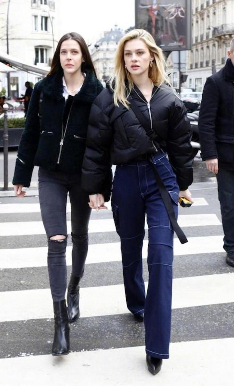 妮可拉佩尔茨# #欧美风穿搭图鉴