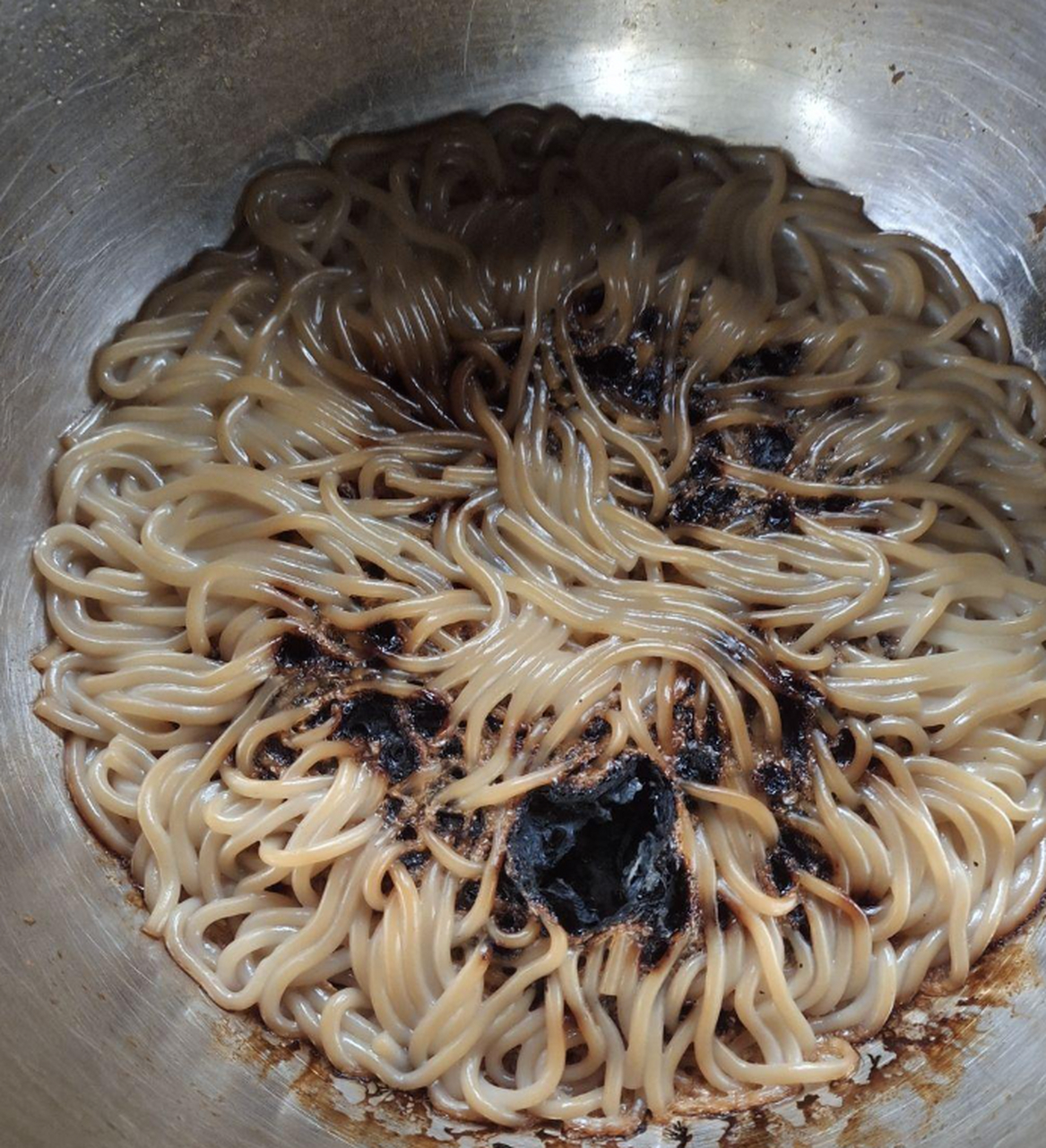 看看女朋友做的黑暗料理,我真的是难以下咽