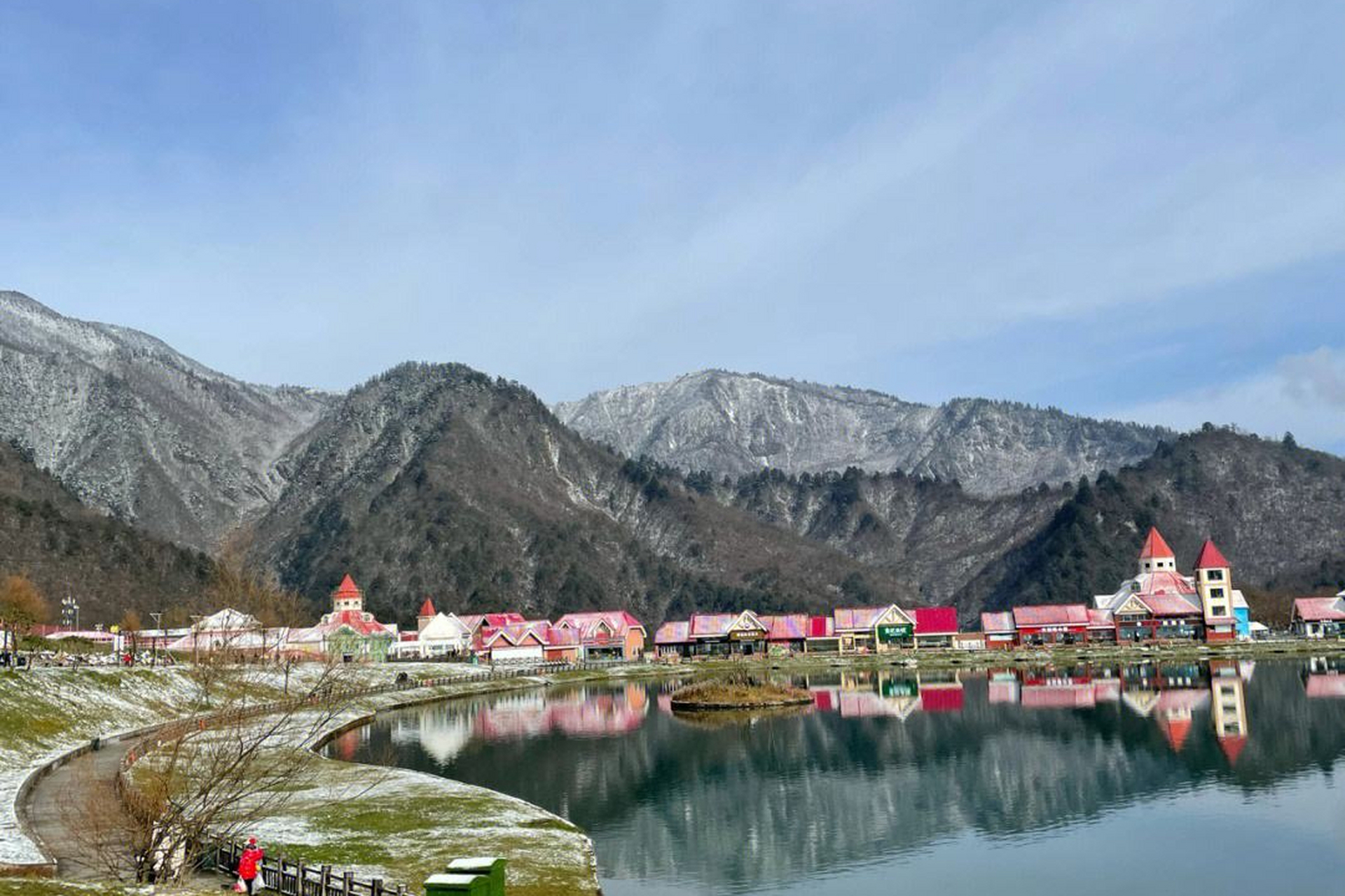 西岭雪山大雪塘图片