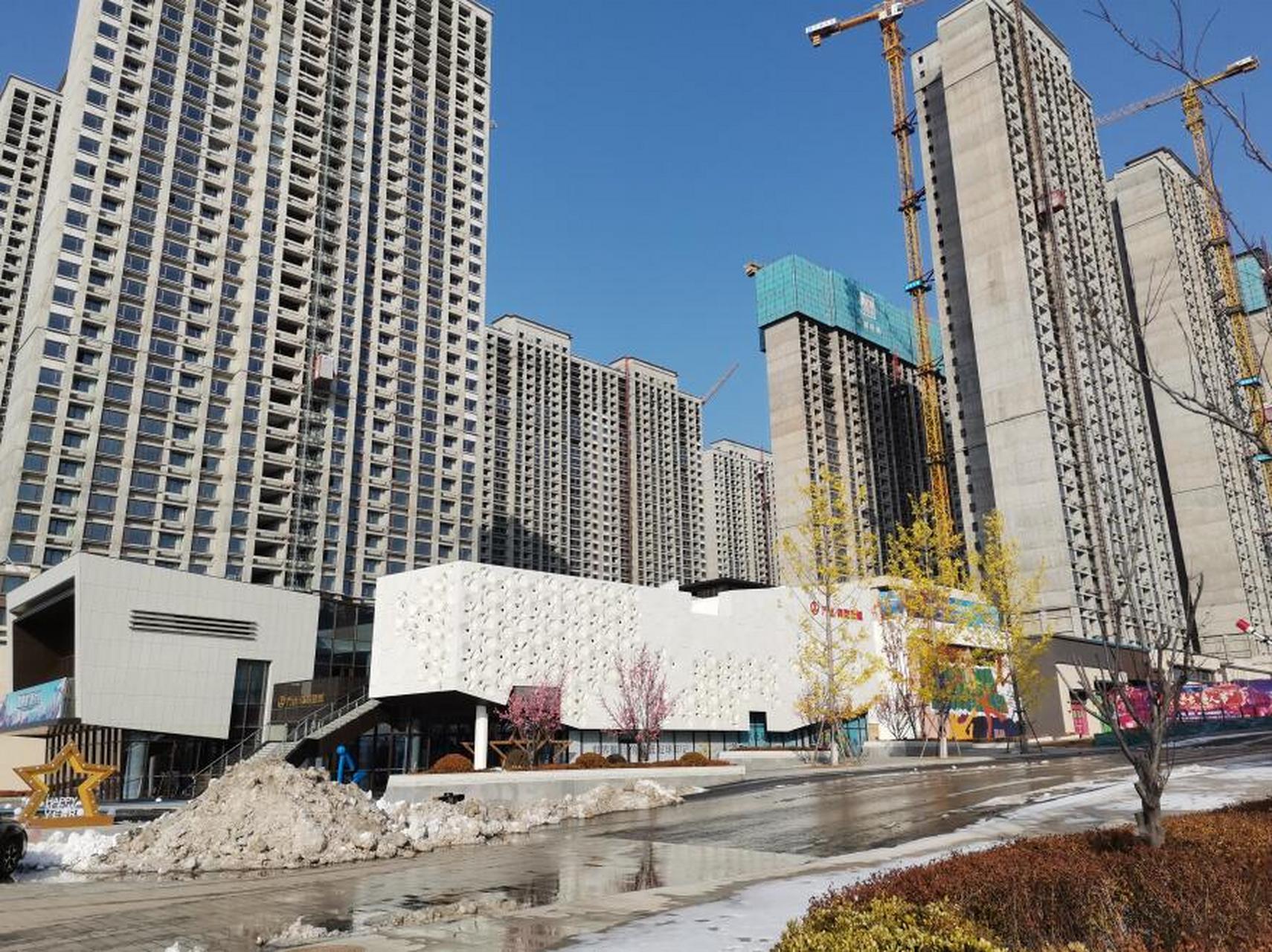 【体育新城万达项目两度提价还卖了100套?