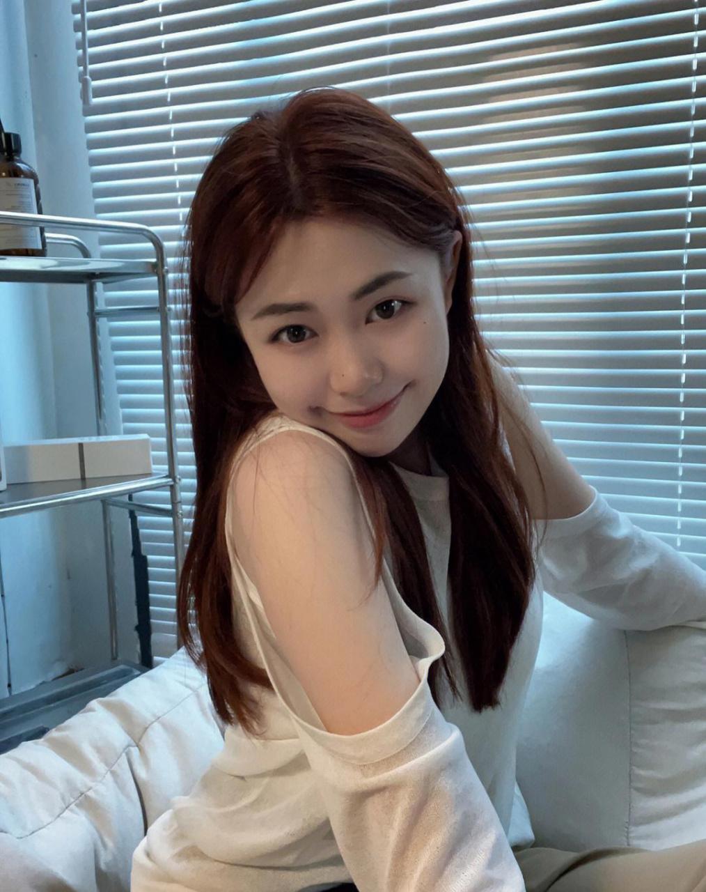 拍照灵魂就是眼神放空