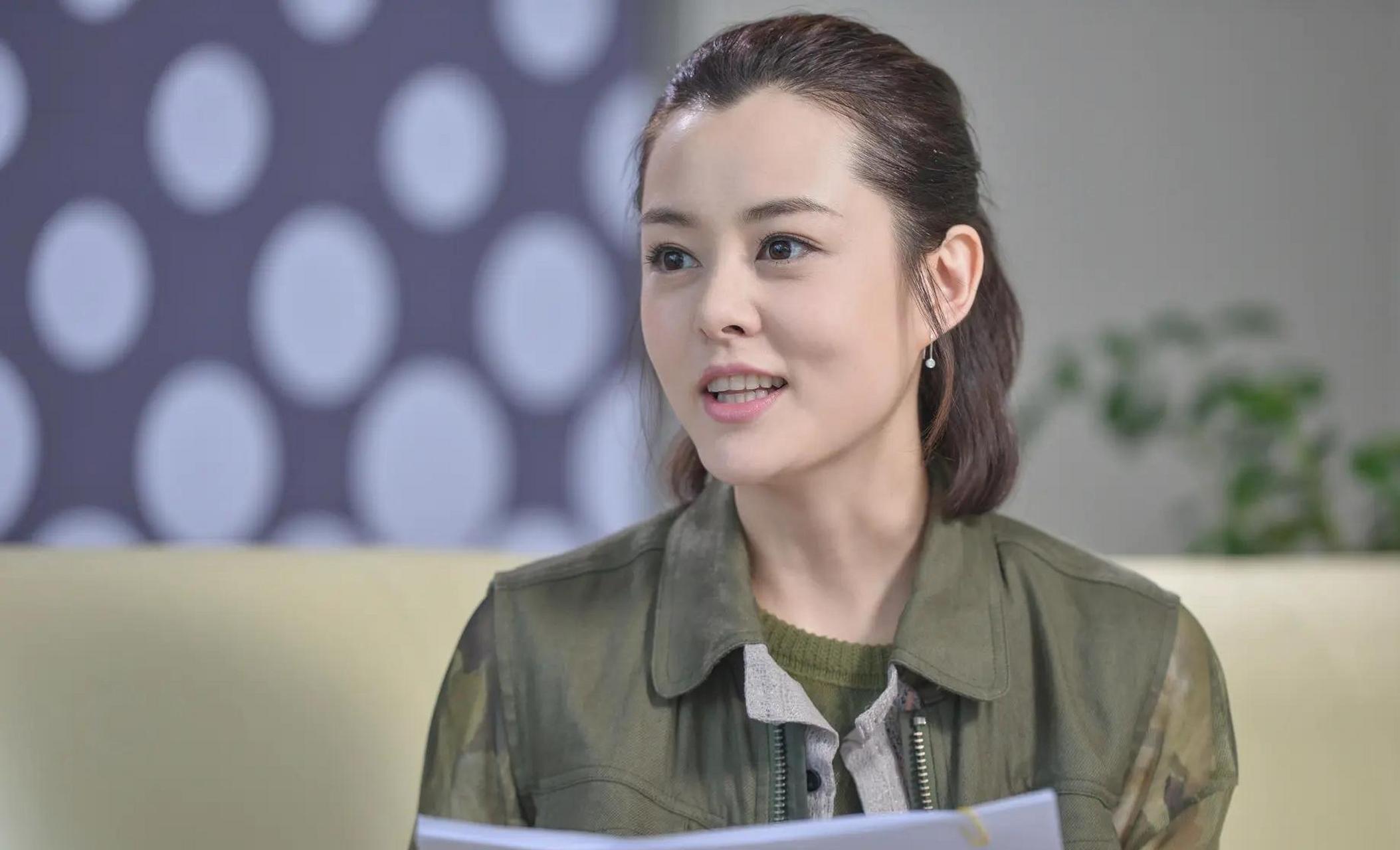 茗洋娱乐—美女明星-刘一含