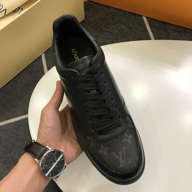 今日分享:lv 贵族黑武士鞋顶级手工艺[强]意大利全面进口原版小牛皮