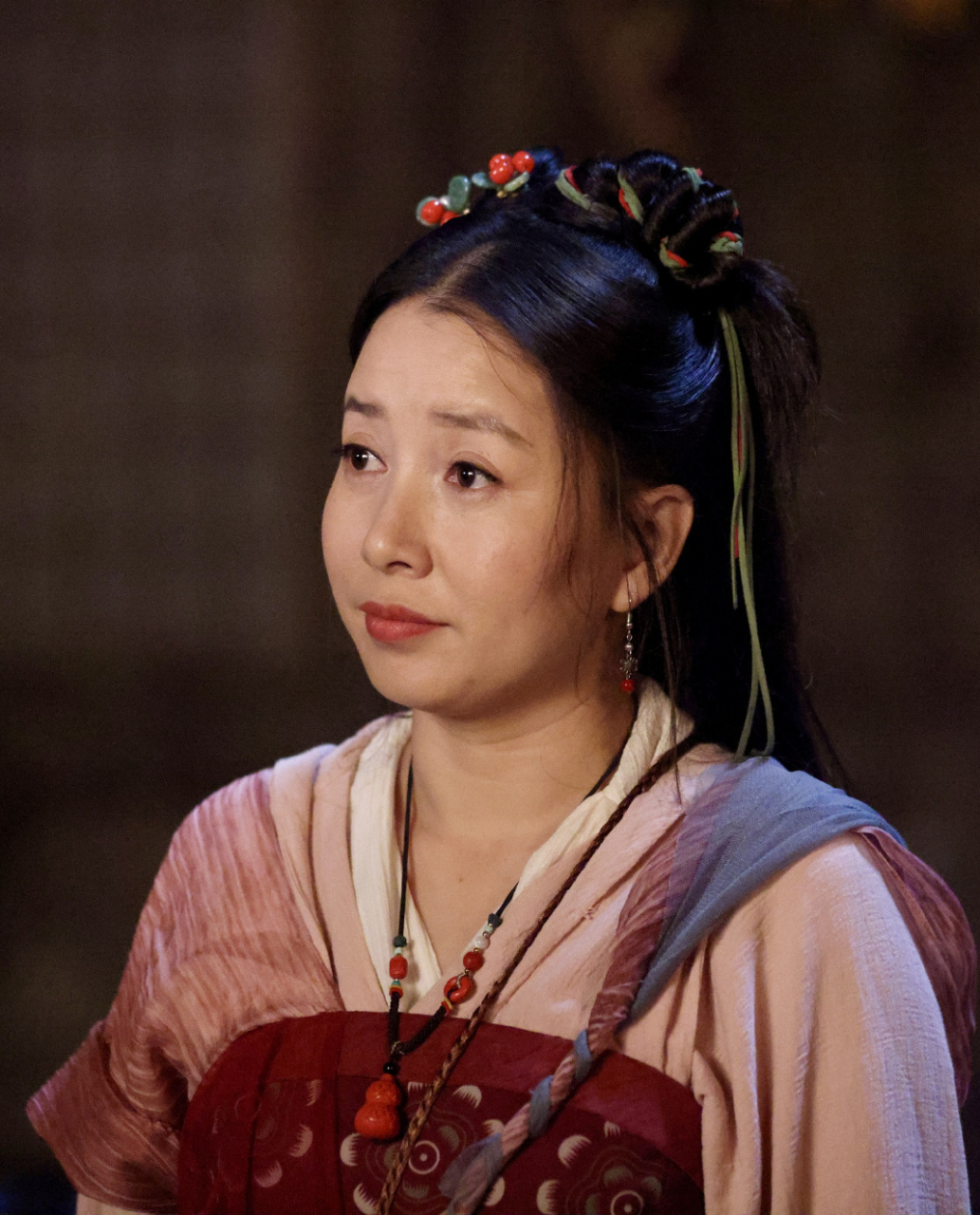 《鹊刀门传奇》是一部充满喜剧元素的武林传奇,主演还包括宋小宝