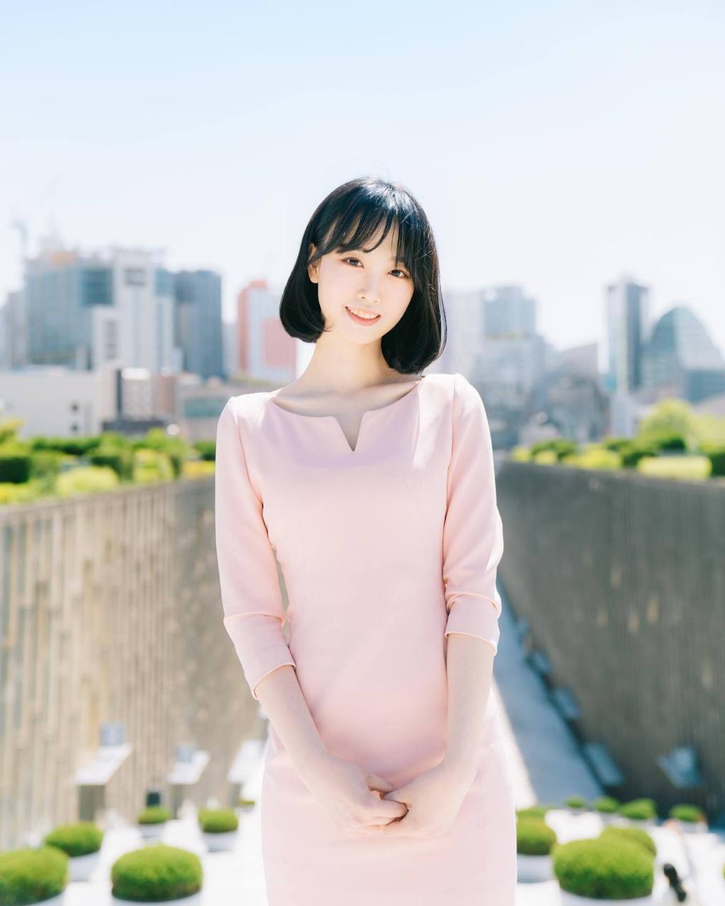 日系清新风格摄影人像,似乎曝光有点过了.