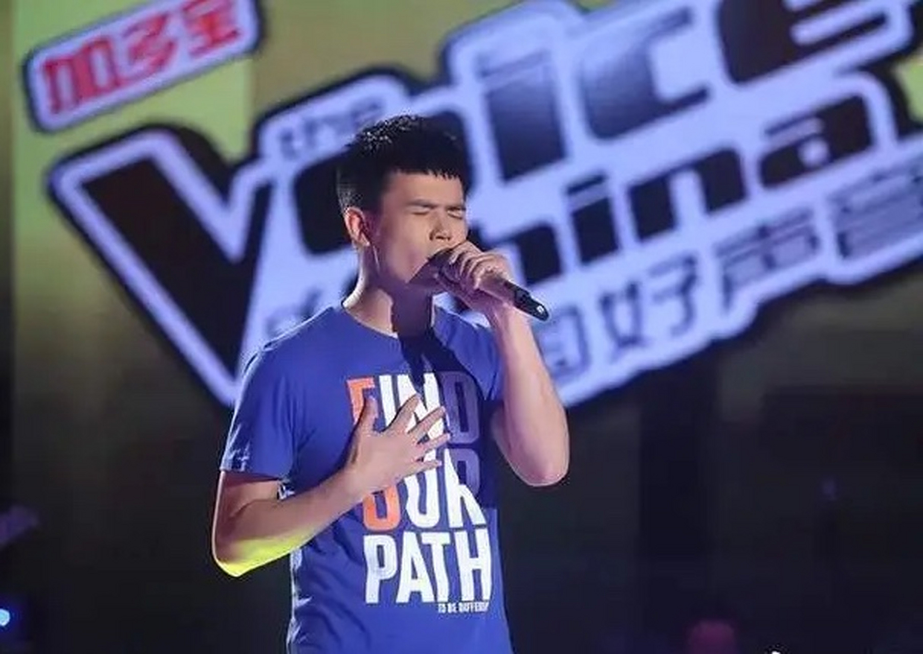 张恒远是《中国好声音》第二季亚军,前几季的好声音还是很有含金量的