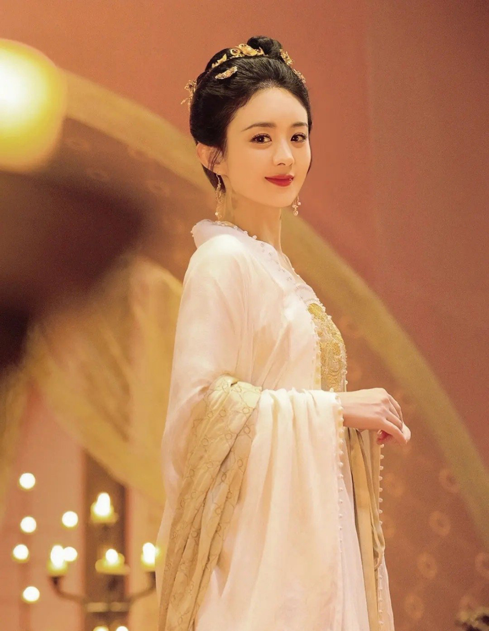 雍容华贵倾国倾城的赵丽颖有多美?