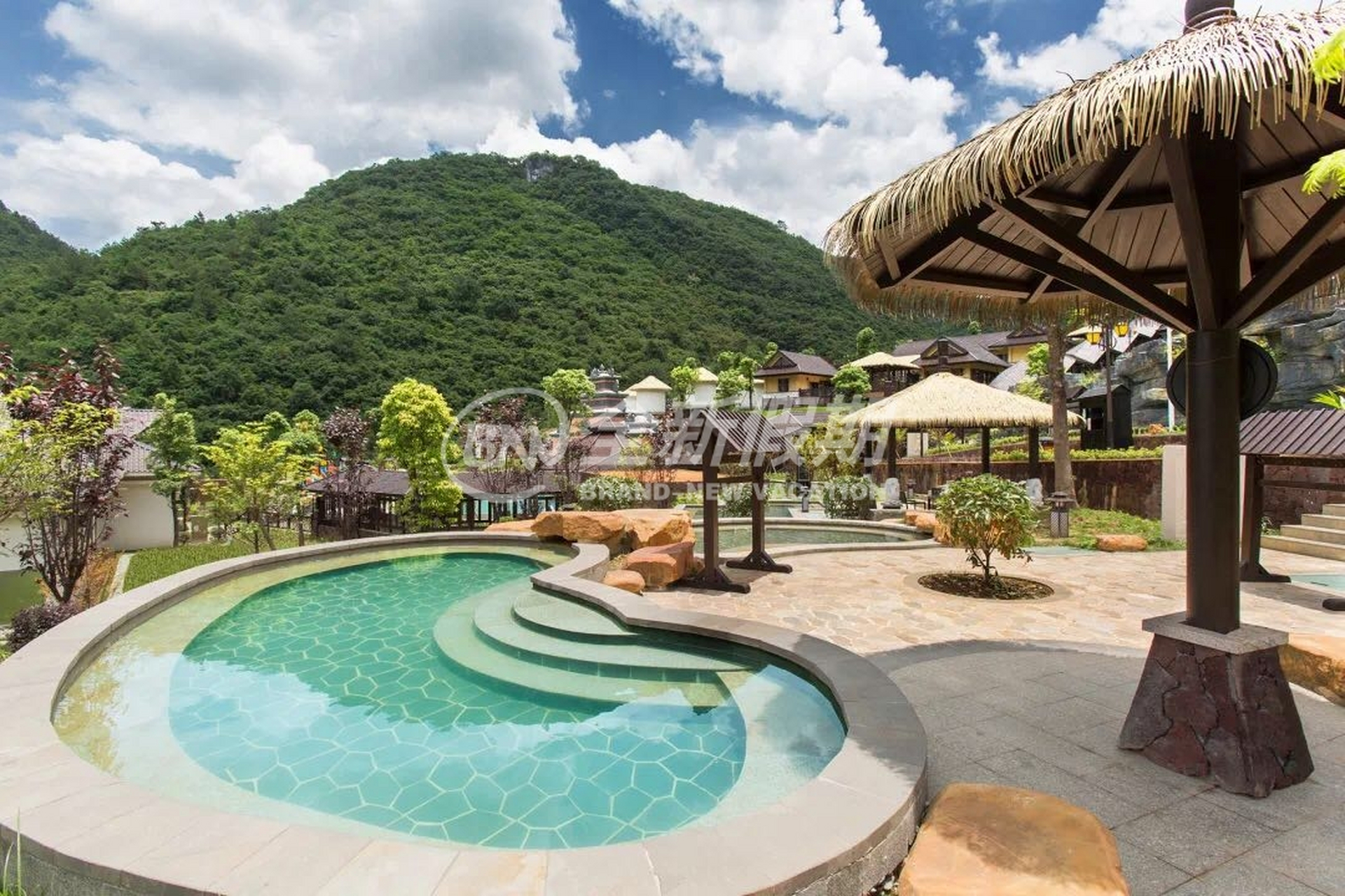 韶关旅游|硫磺苏打温泉7615 丹霞丰源温泉酒店  整个酒店为度假村