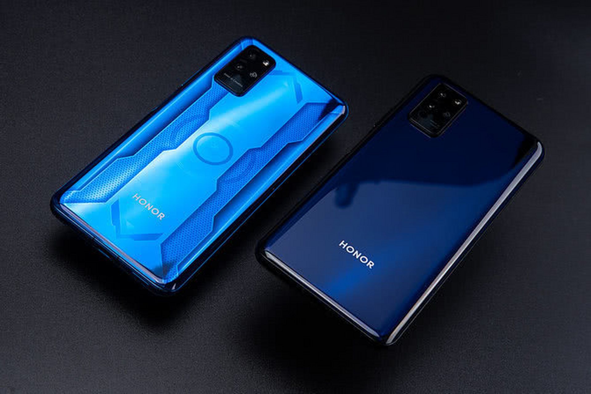 荣耀play4pro5G,荣耀play4pro 荣耀play4 pro确实是一款诚意满满的5g手机,用上了旗舰处理器,提供