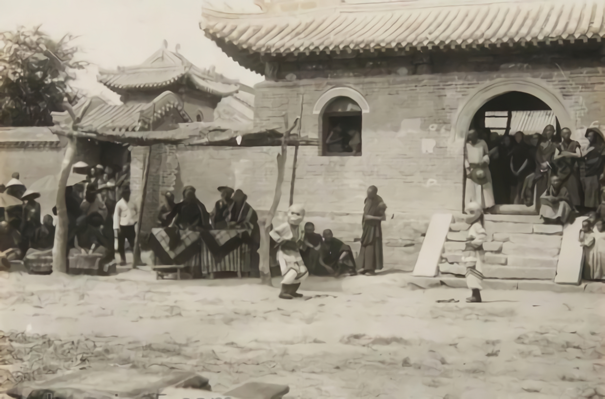 1935年赤峰老照片 80年前的巴林右旗大板镇风貌.