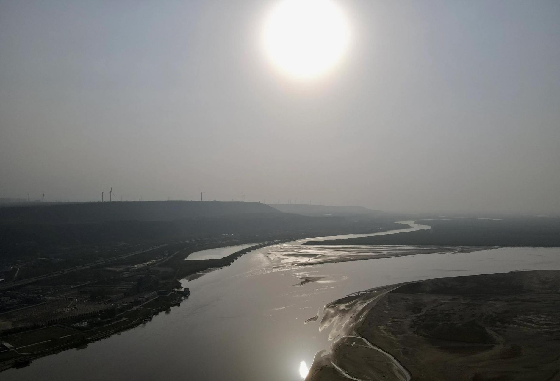 风陵渡口初相遇,一见杨过误终身.