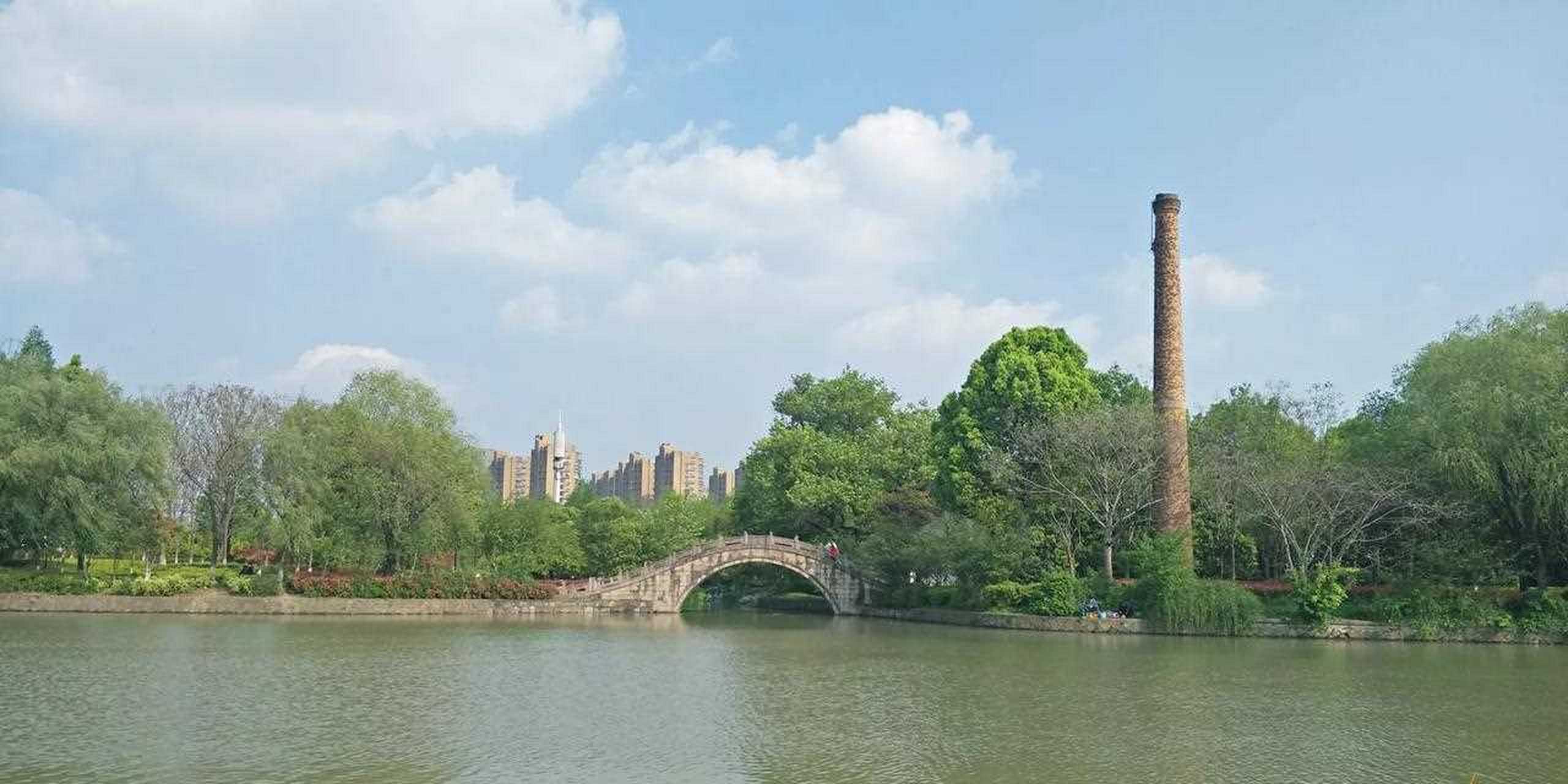 1个小时3元钱,您愿意乘杭州水上巴士3号线,去静赏两岸的初美景吗?