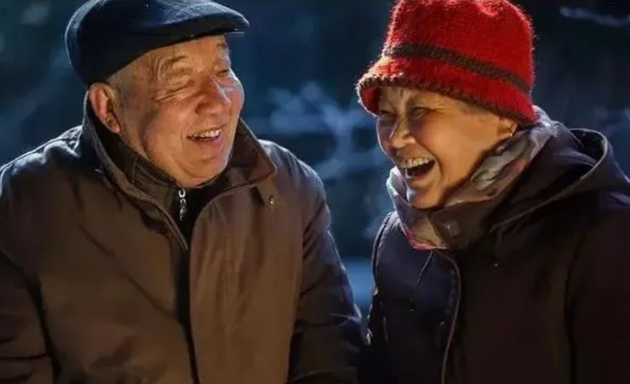 2013年,61岁的知青刘宝华重返米脂县,看望初恋马凤兰.