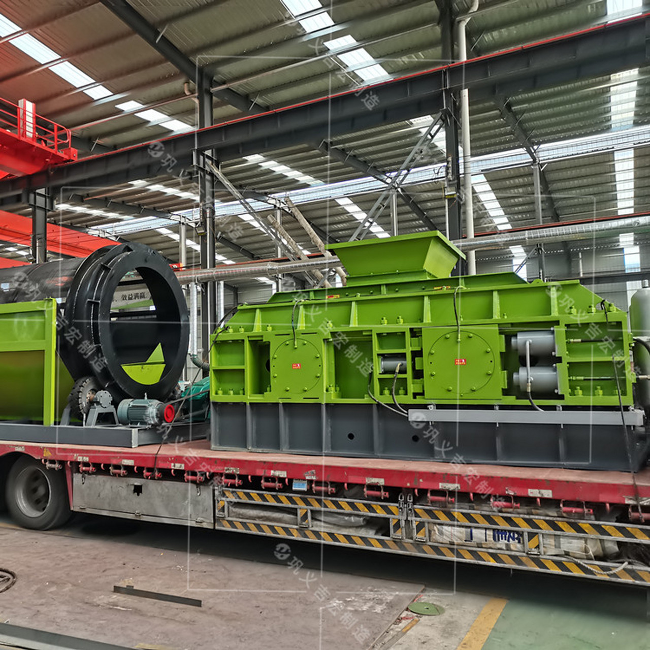 对辊式破碎机# #         对辊式破碎机生产厂家        对辊式破碎