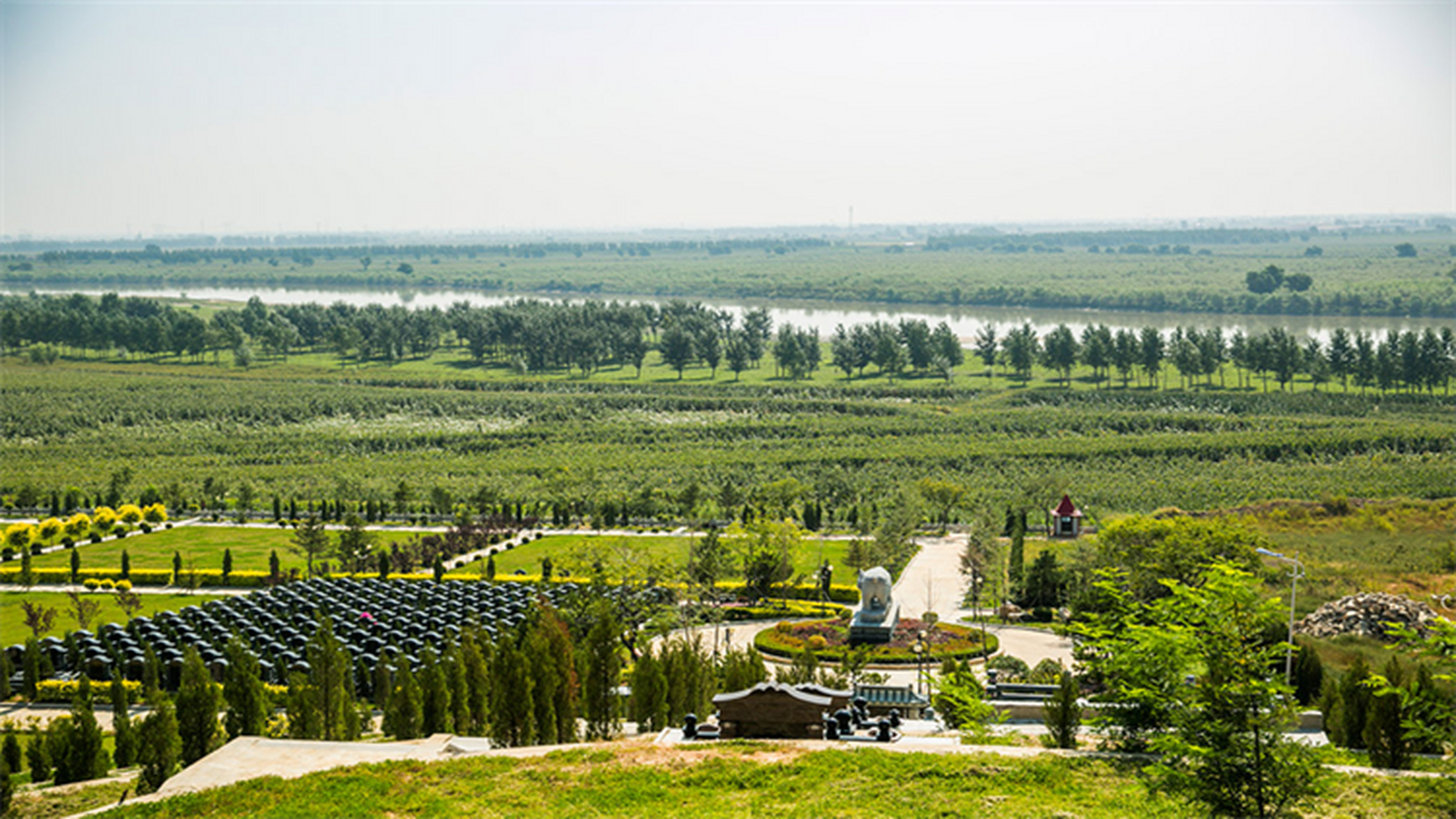 沈阳龙生墓园地址 1.