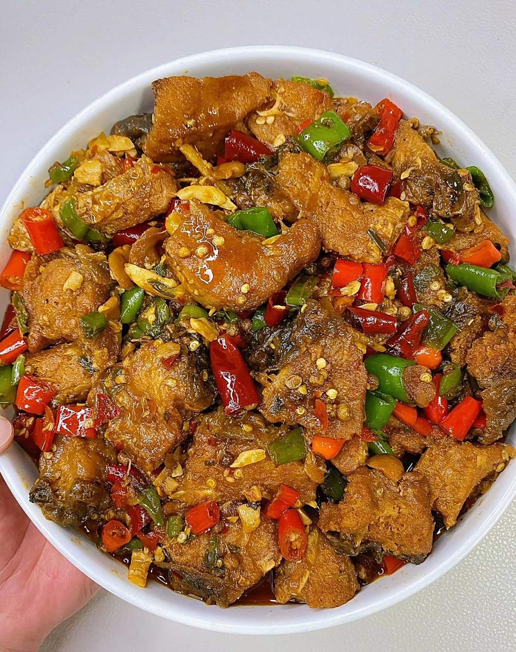 香辣红烧鱼块最好吃的做法|||这样做的香辣鱼块真的是太入味,太下饭了