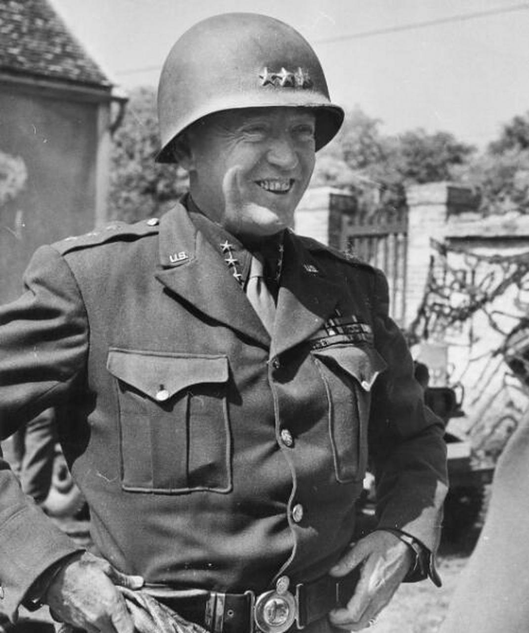 领动计划# 巴顿将军25岁依旧单身,当然巴顿是名将之后,家里还有钱不 