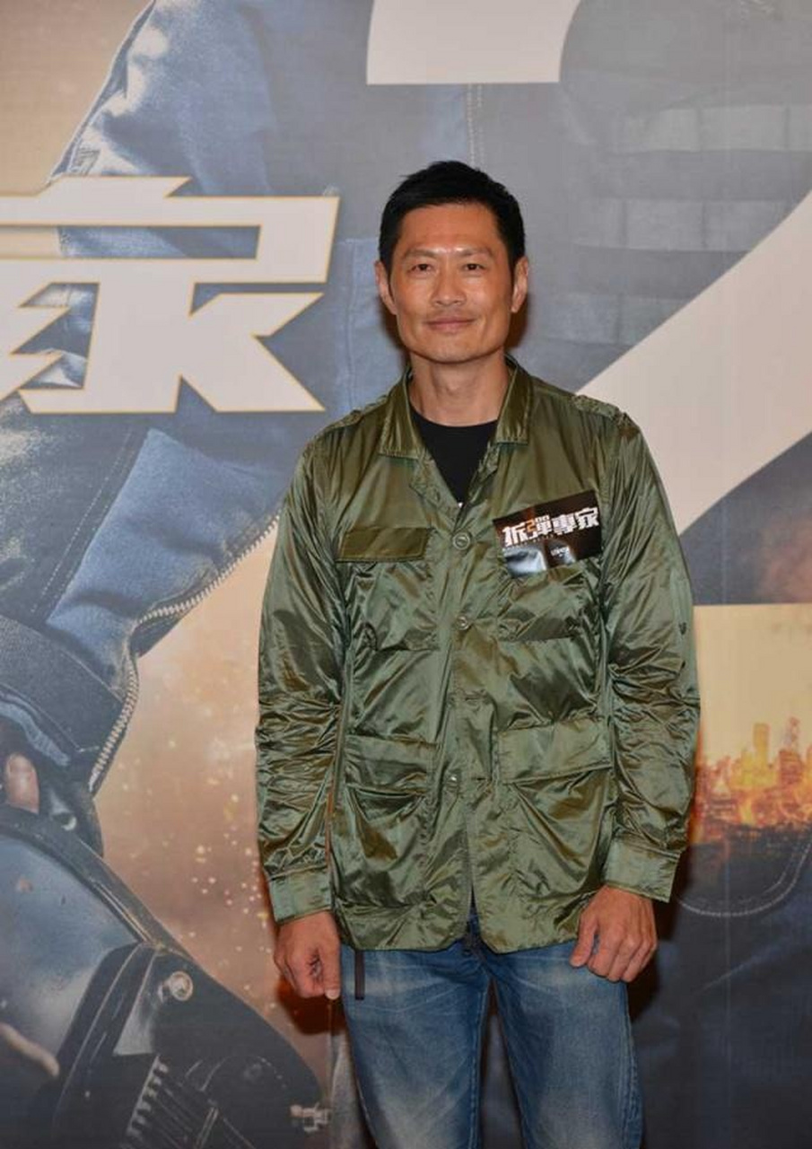 刘德华(监制/主演)的《拆弹专家》系列一直是近年为数不多的香港新