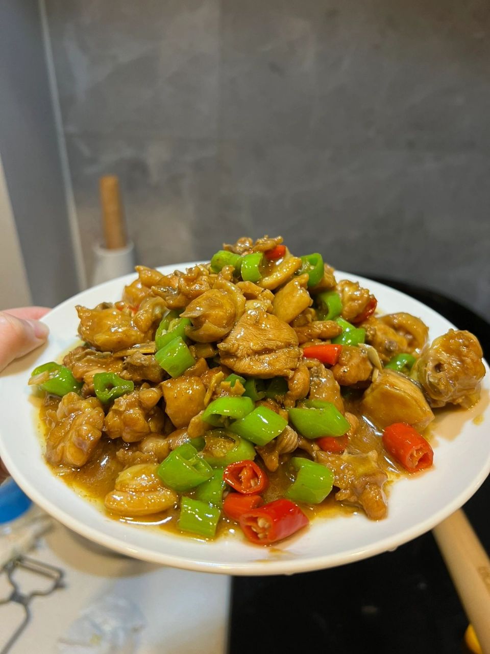 美食#生炒鸡跟我妈做的相似度99%了 最爱吃我妈的生炒 偷偷学了[托Ζ