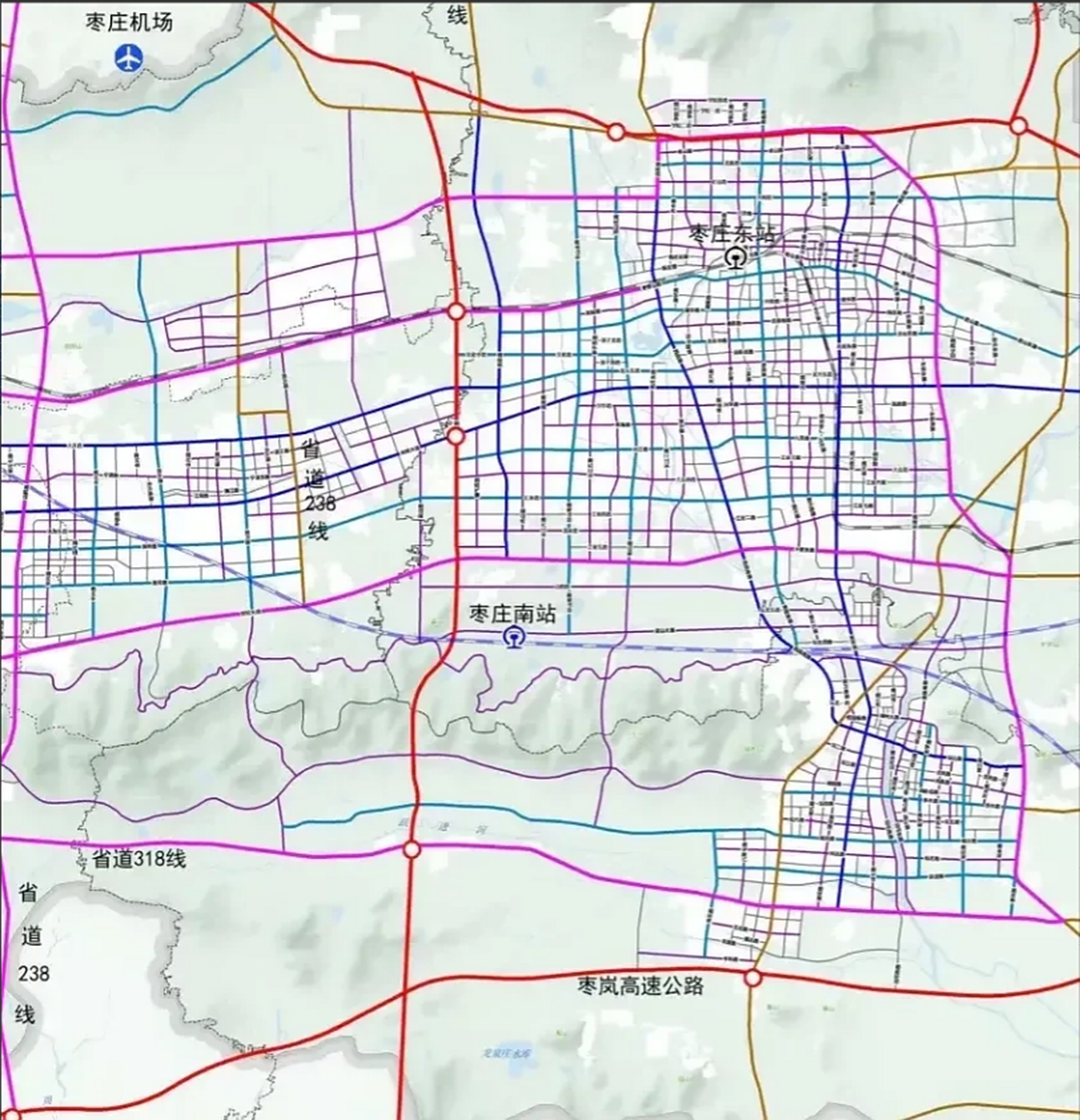 从枣庄市最新的城区交通路网规划中,已经能够明显看到枣庄南站的位置