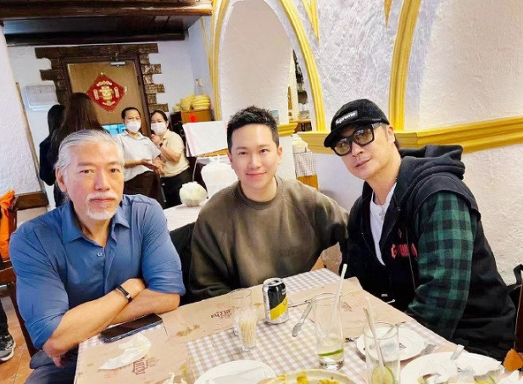 张耀扬吴镇宇罕见同框,乌鸦与靓坤再合影  大家都知道张耀扬和吴镇宇