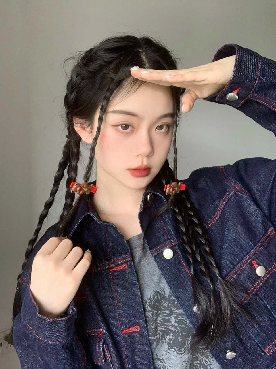 甜酷辣妹电音节编发 这个发型教程真的贼简单!  就问你们一句!