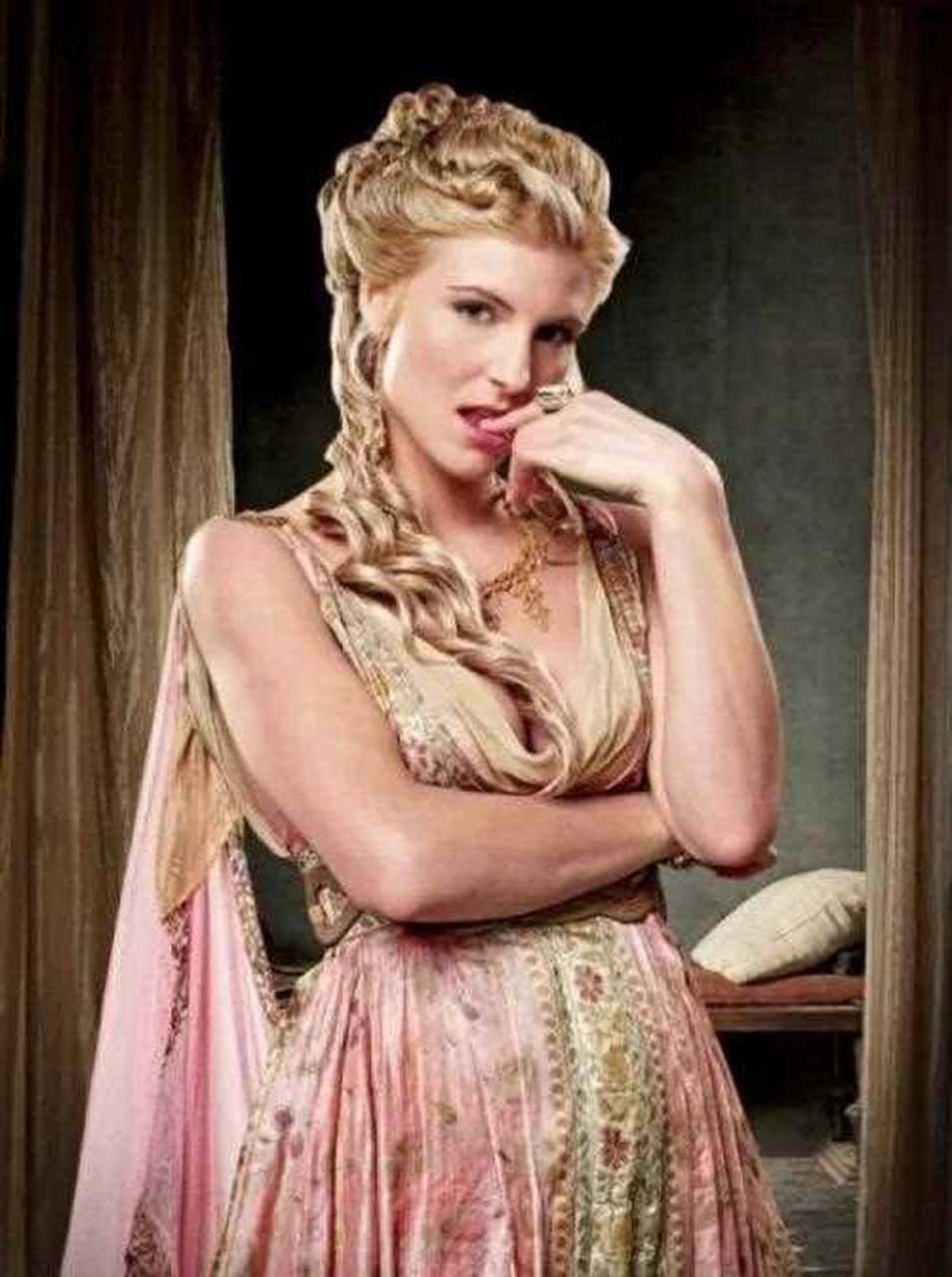 《斯巴达克斯》里的伊利西亚,其实没做多少坏事?