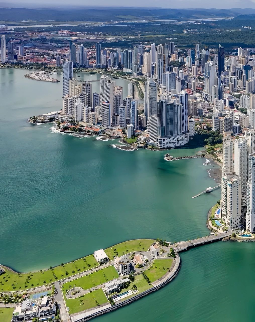 巴拿马首都和最大城市～巴拿马城 巴拿马城,人口175万人,人均gdp为1.