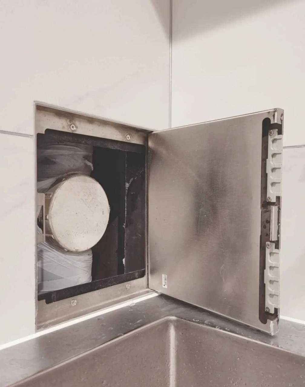 有网友问卫生间下水管道检修口需不需要留?
