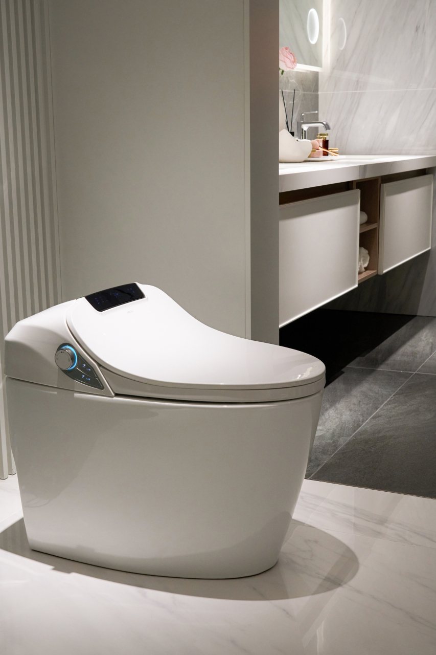安装了恒洁智能马桶q9后,我们全家都爱不释手,这款马桶的优点实在太多