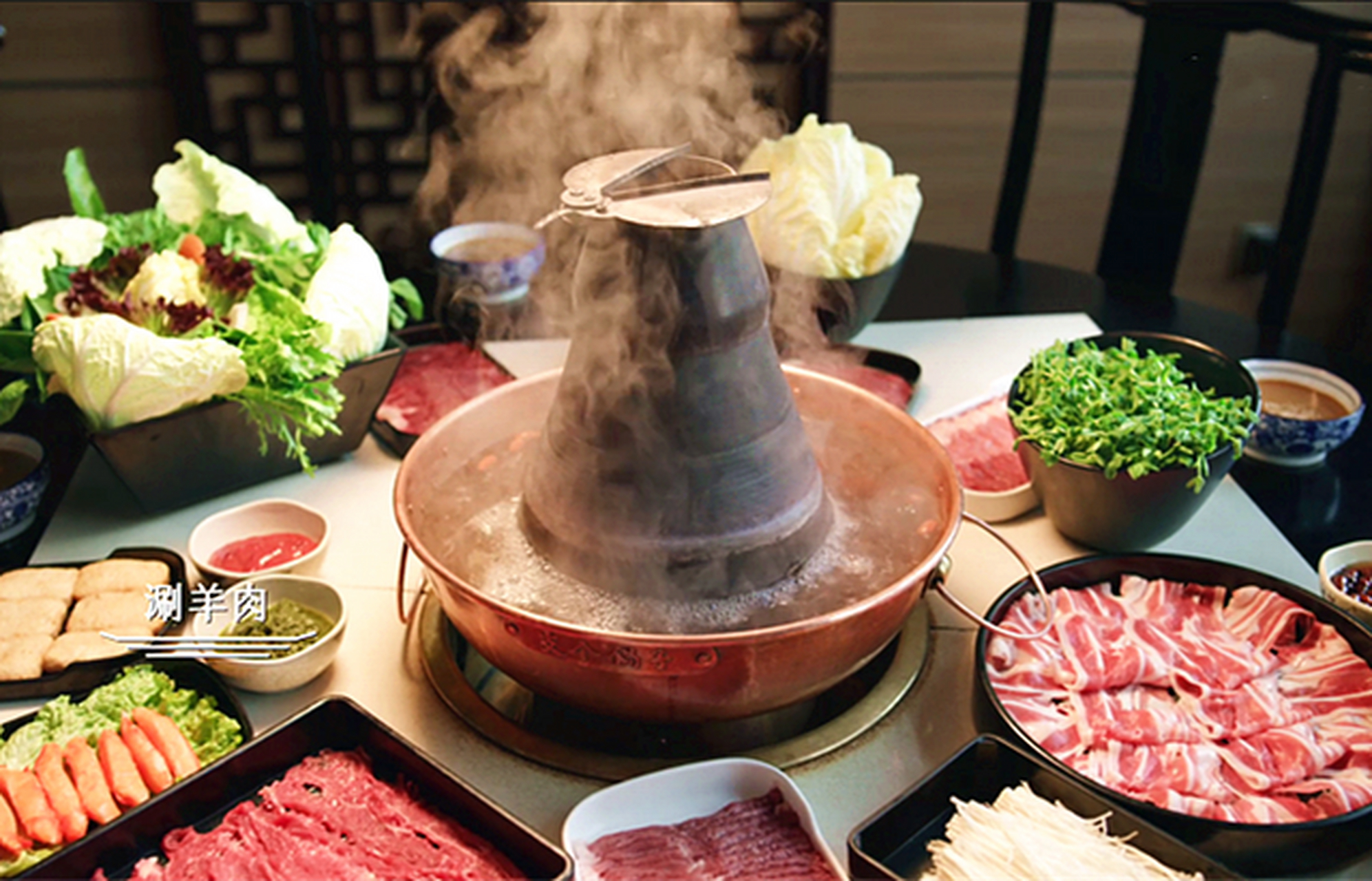 这种芝麻酱可以说是羊肉火锅最经典的搭配,让人百吃不厌.#风味人间