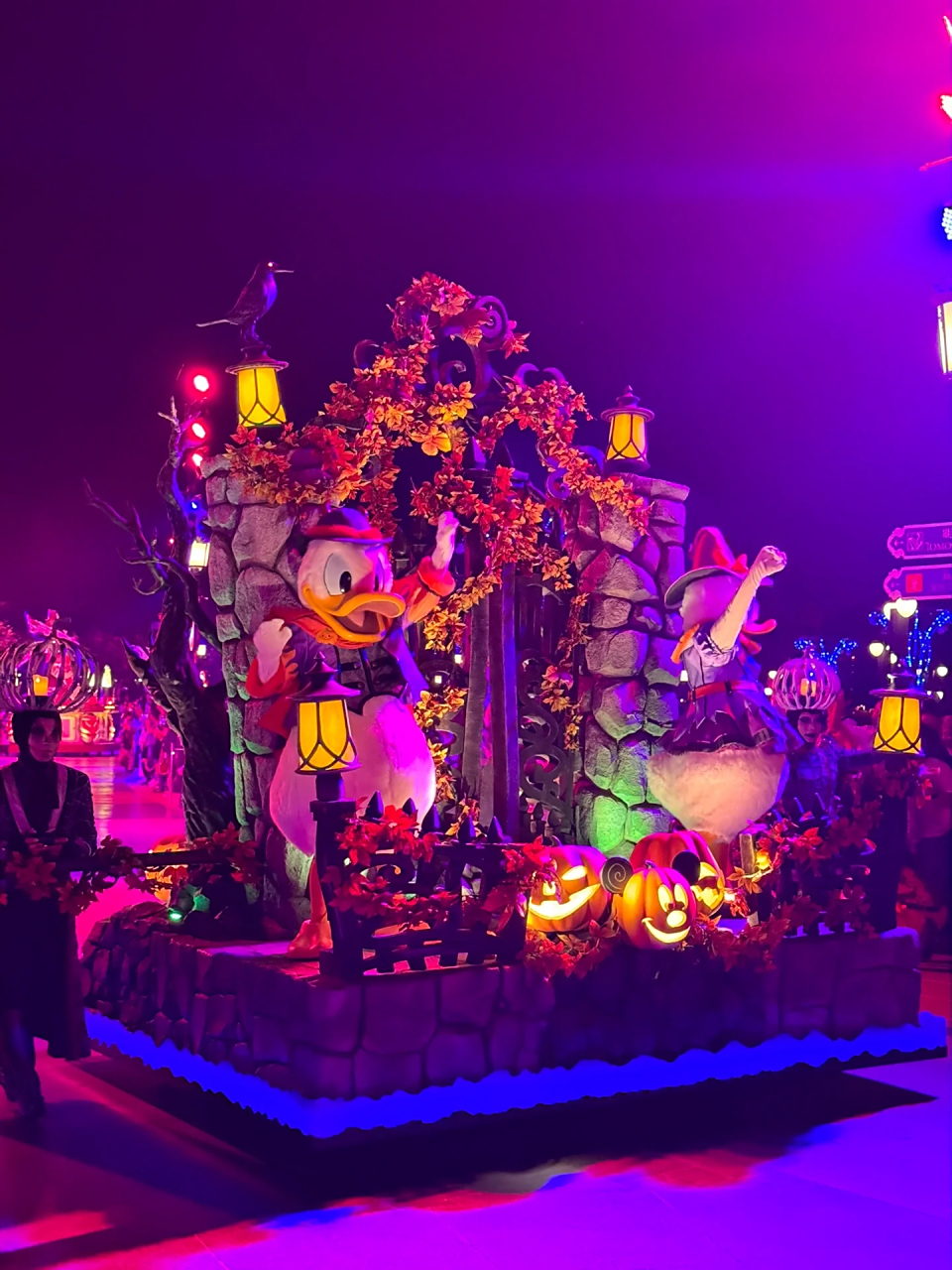 你们准备好迎接迪士尼的万圣夜了吗?