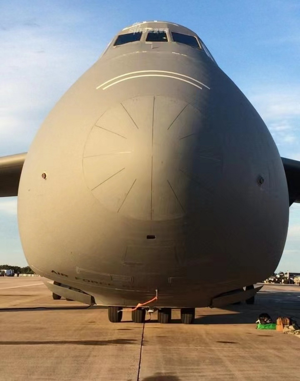 c-5军事运输机(银河),是美国洛克希德公司生产的大型战略军用运输机