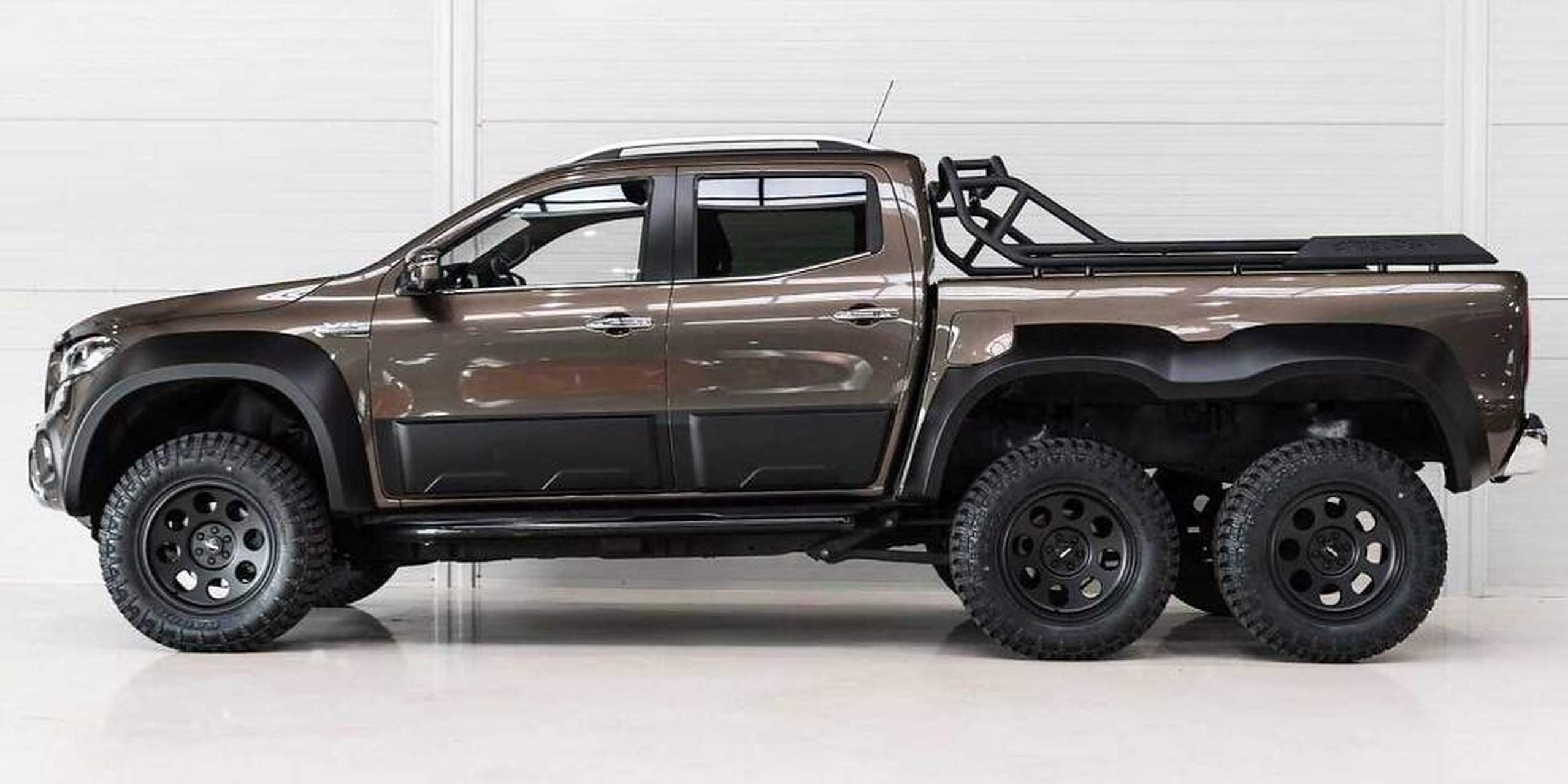 梅赛德斯·奔驰 x级 x-class 6x6 皮卡:  3.