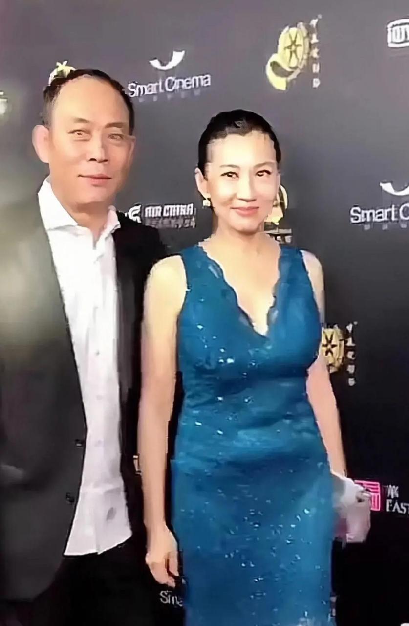 张光北老婆陈炜多大图片