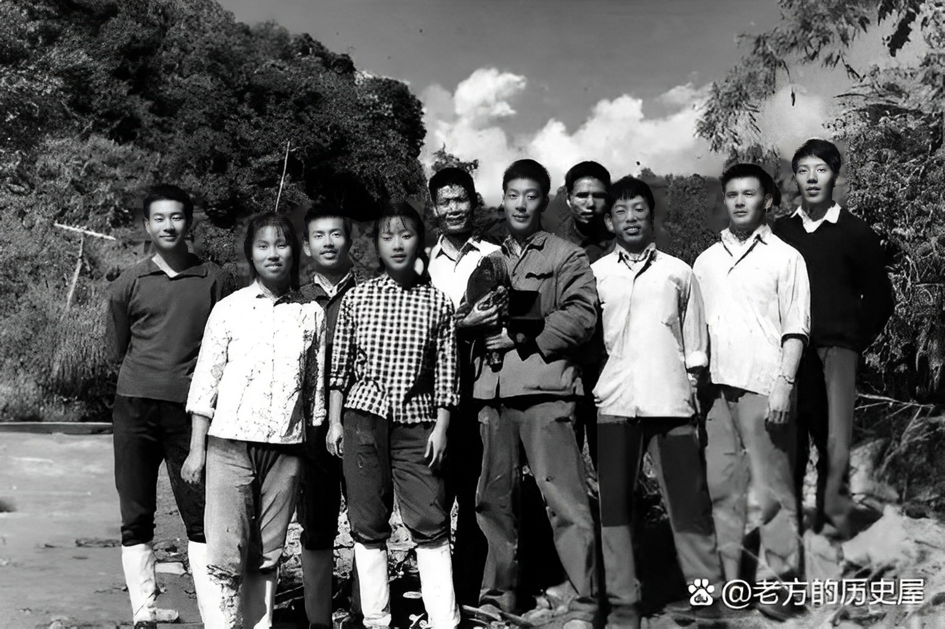 1974年4月2日,云南西双版纳21岁的女知青朱梅华肚子疼,跑到距离住处约