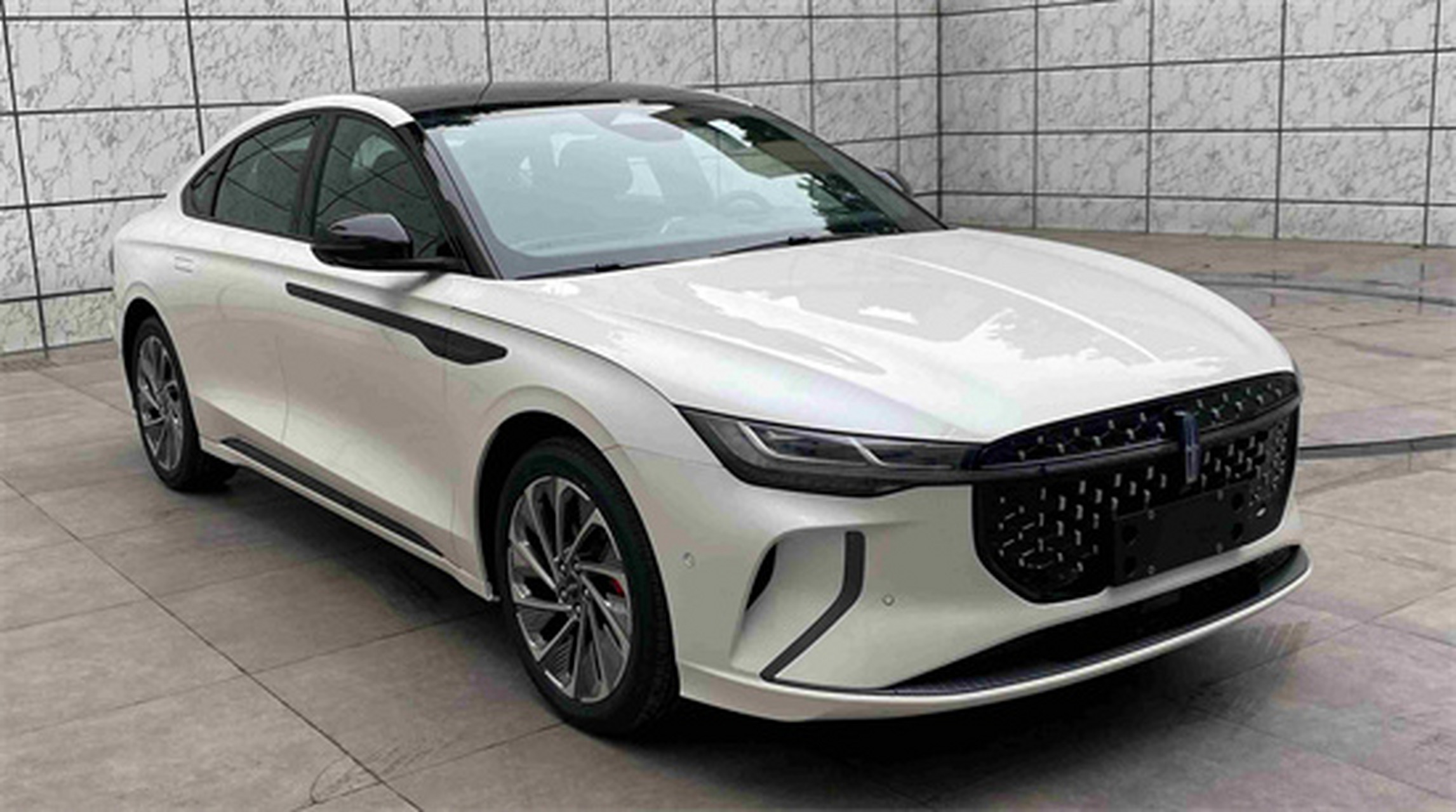 近日,林肯z混动版进行了申报.