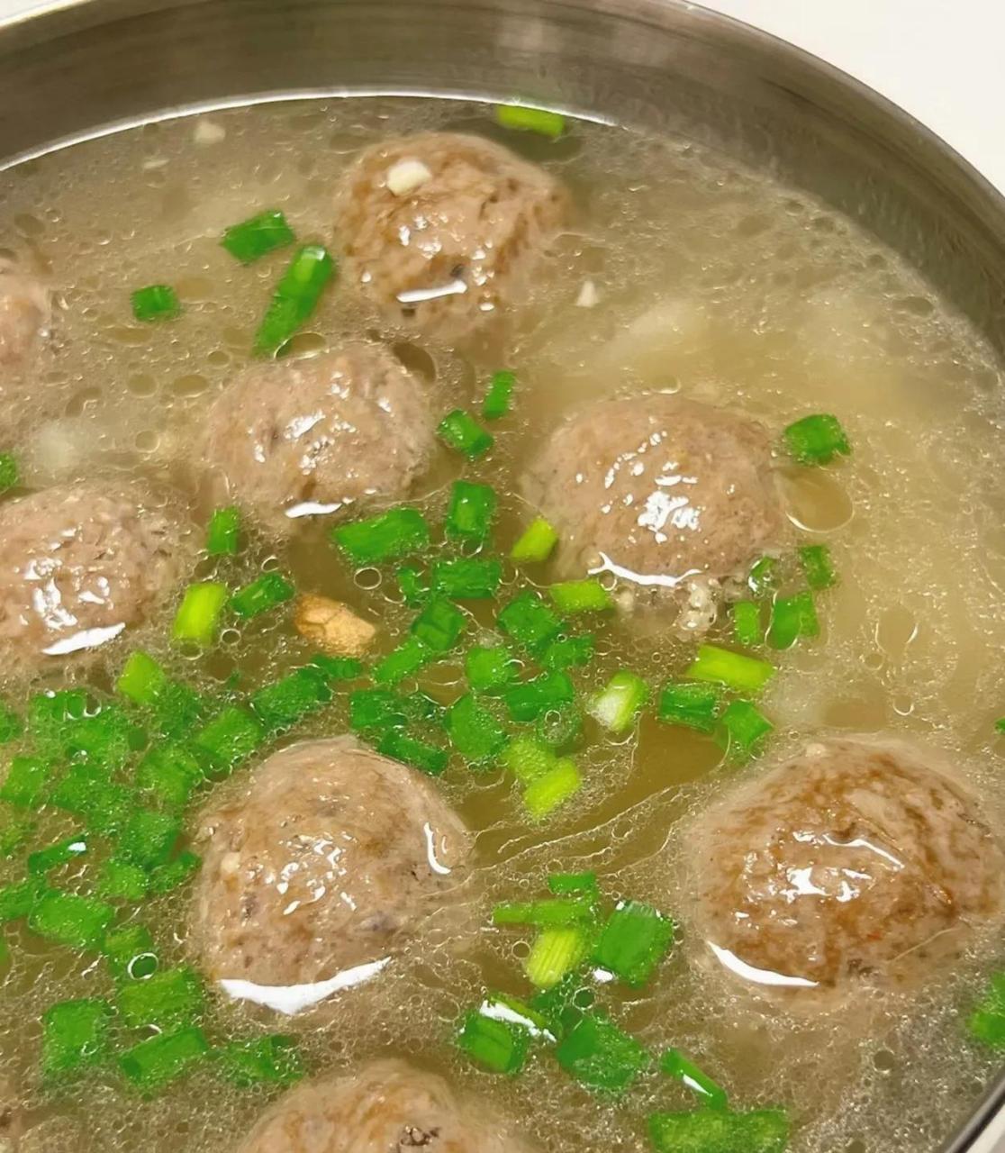 猪肉丸子汤怎样做味道更鲜美?