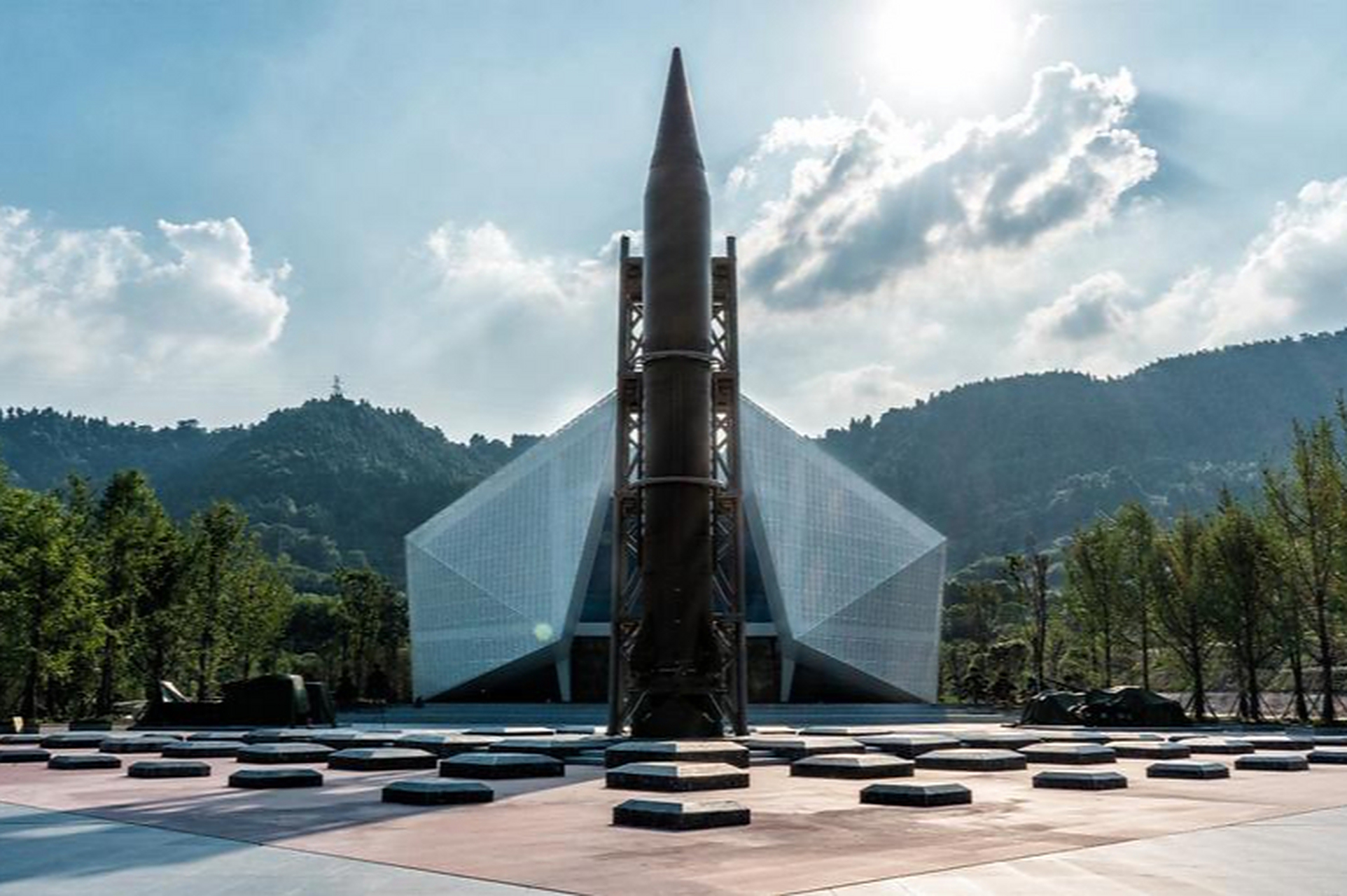 这个地方是以张爱萍将军故居为基础,汇集了多位达州籍开国将领的生平