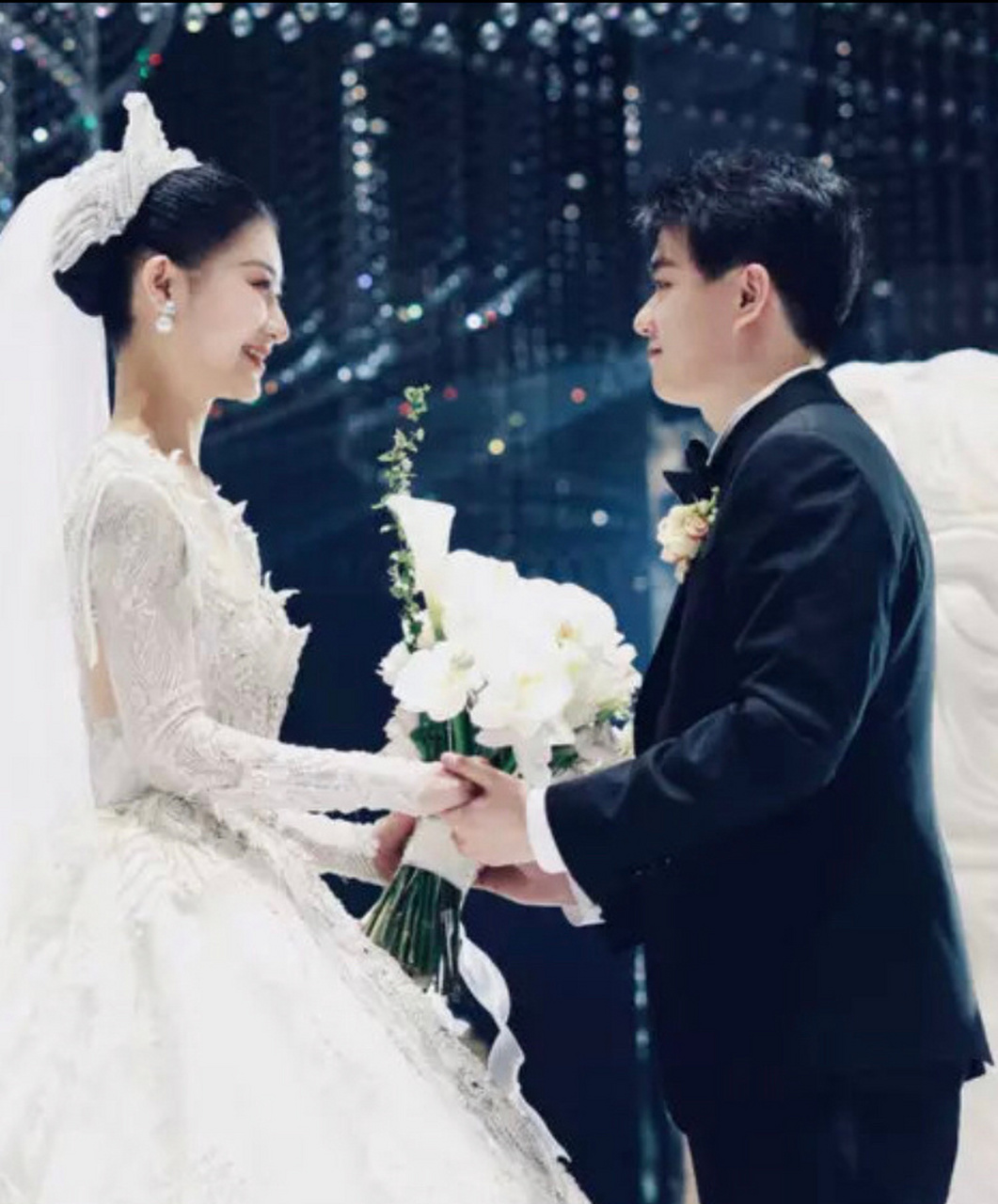 网友投稿"孙如云结婚了 孙露是孙如云的爸爸 重庆总商会副会长 金冠