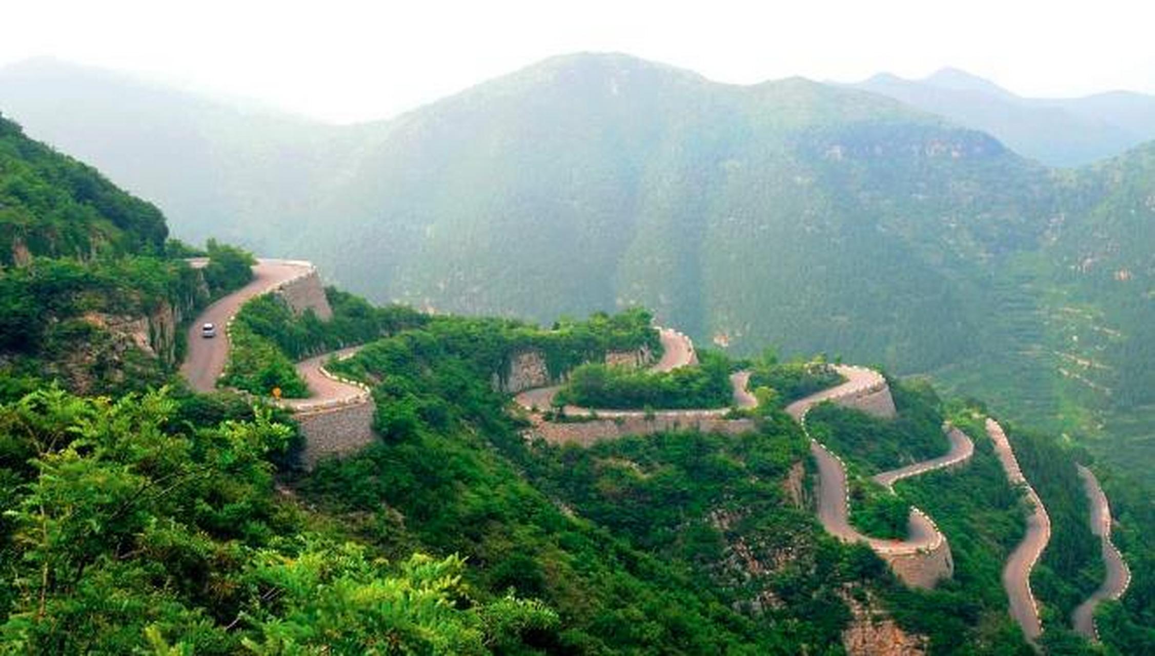 青州仰天山国家森林公园,它位于青州市王坟镇,景区风光秀美,地域广阔