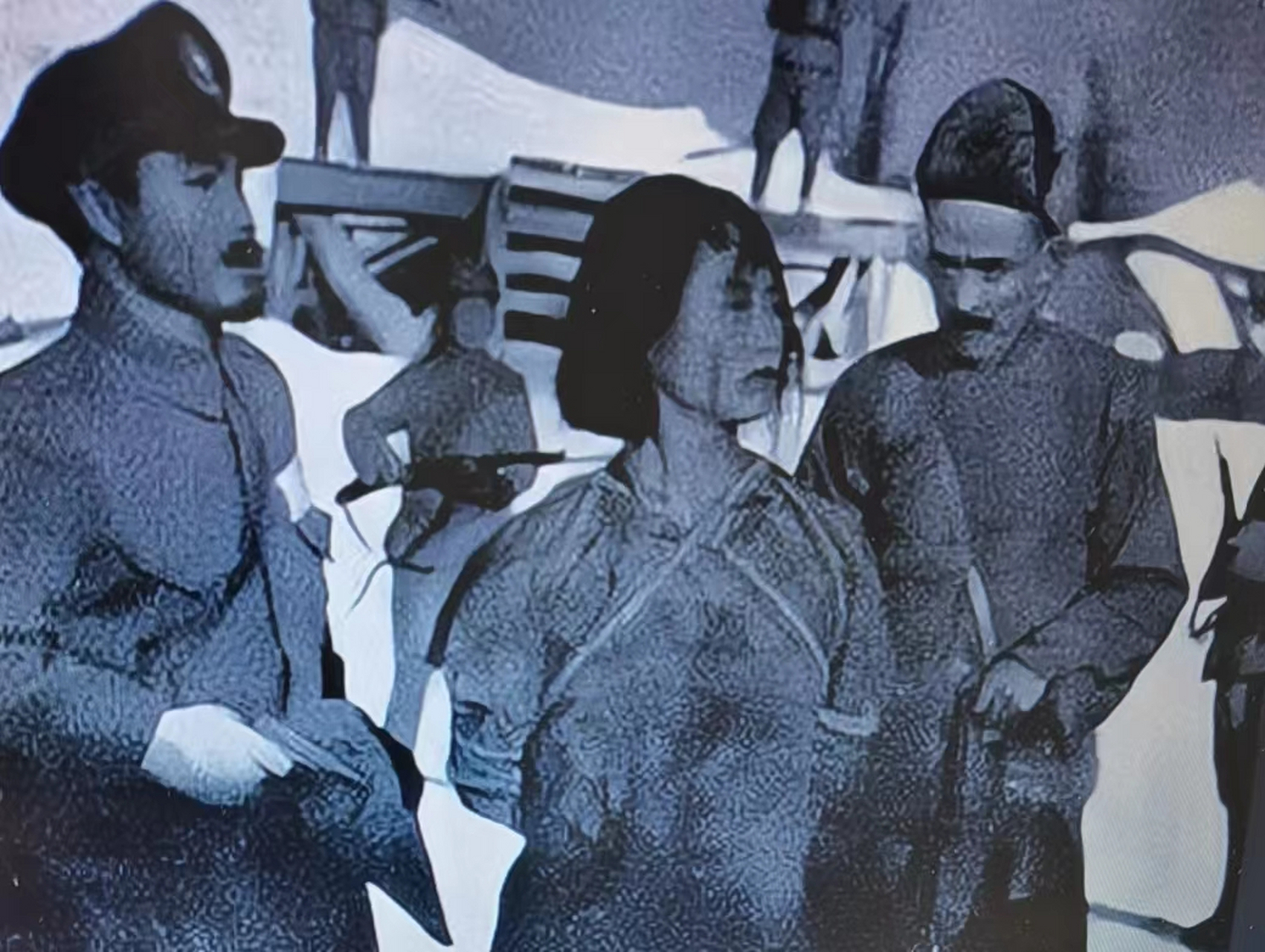 杨岭梅 : 被日寇折磨6天6夜后,钉在墙上英勇牺牲