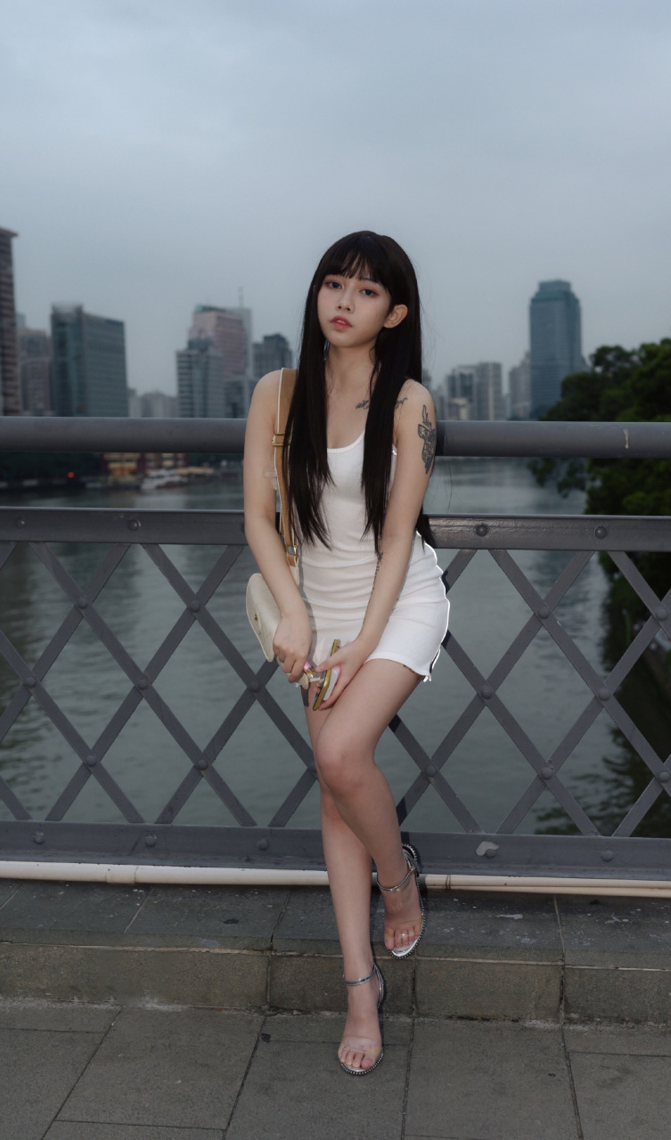 模特咸鱼蛋蛋 纹身不错