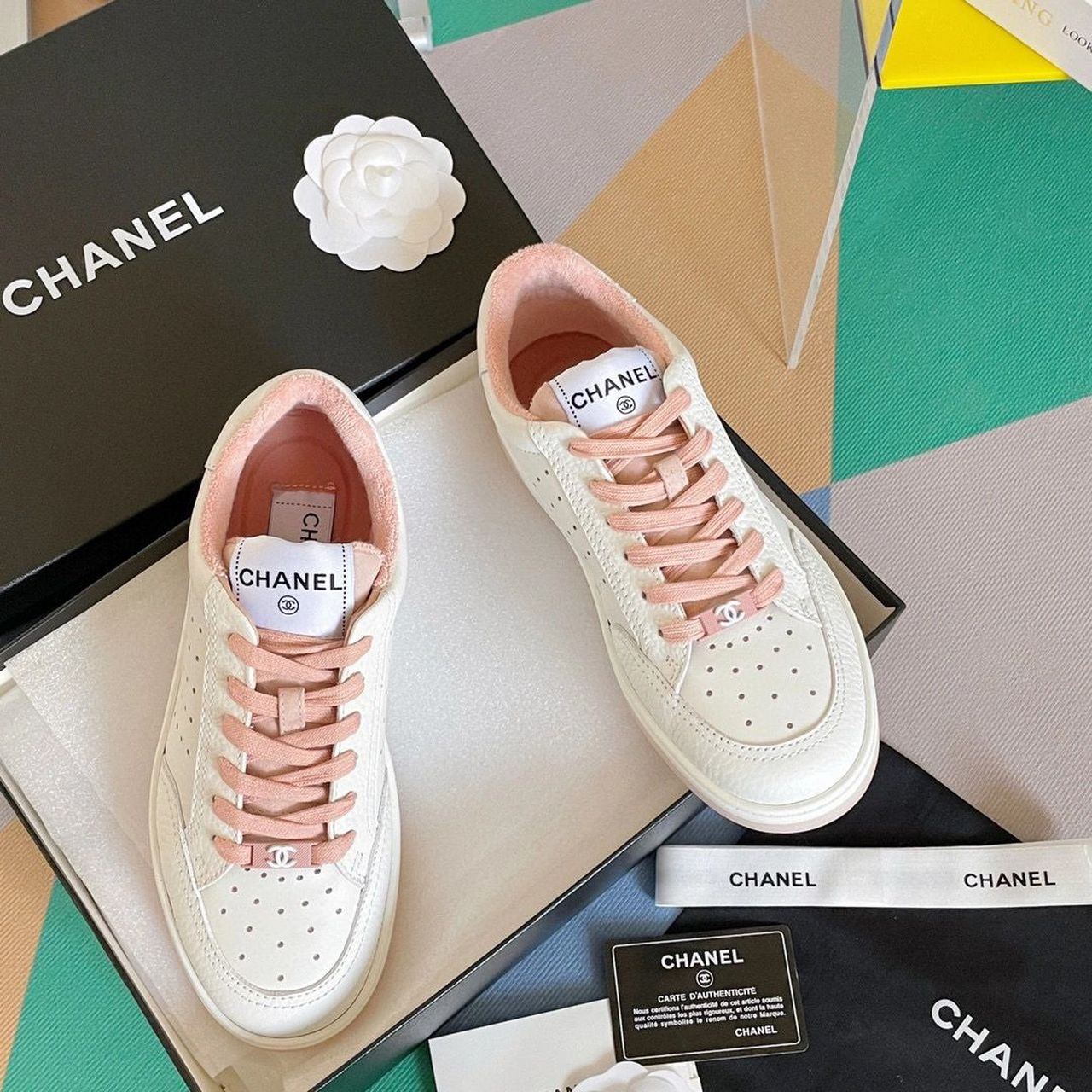 2022chanel新款熊猫板鞋 chanel香奈儿22p新款熊猫运动小白鞋分享来了