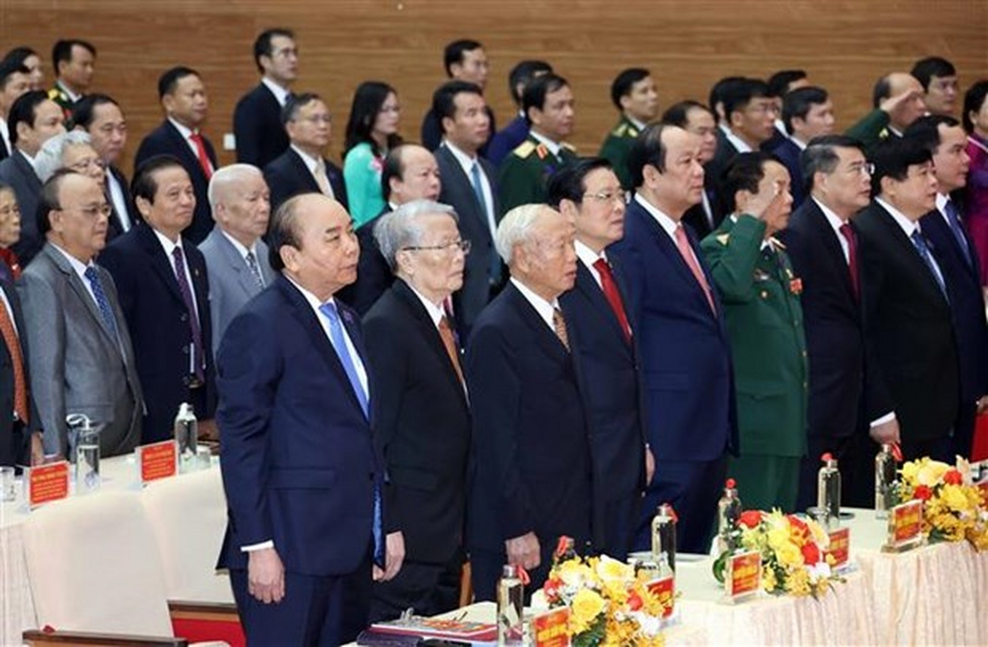 越通社乂安省——题为"建设廉洁强大党委,发挥向上意志和渴望,主动