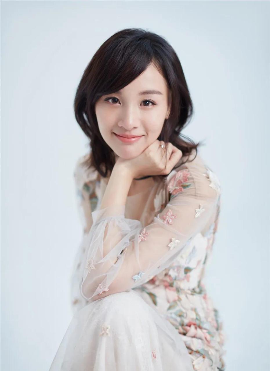 影视女星章龄之