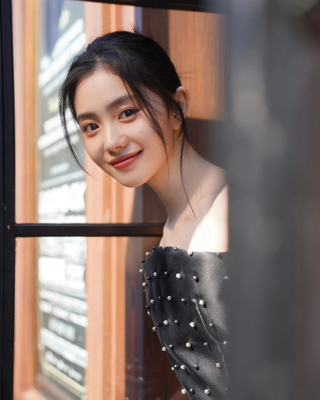 刘浩存甜美的笑容,青春有活力! 676767#刘浩存