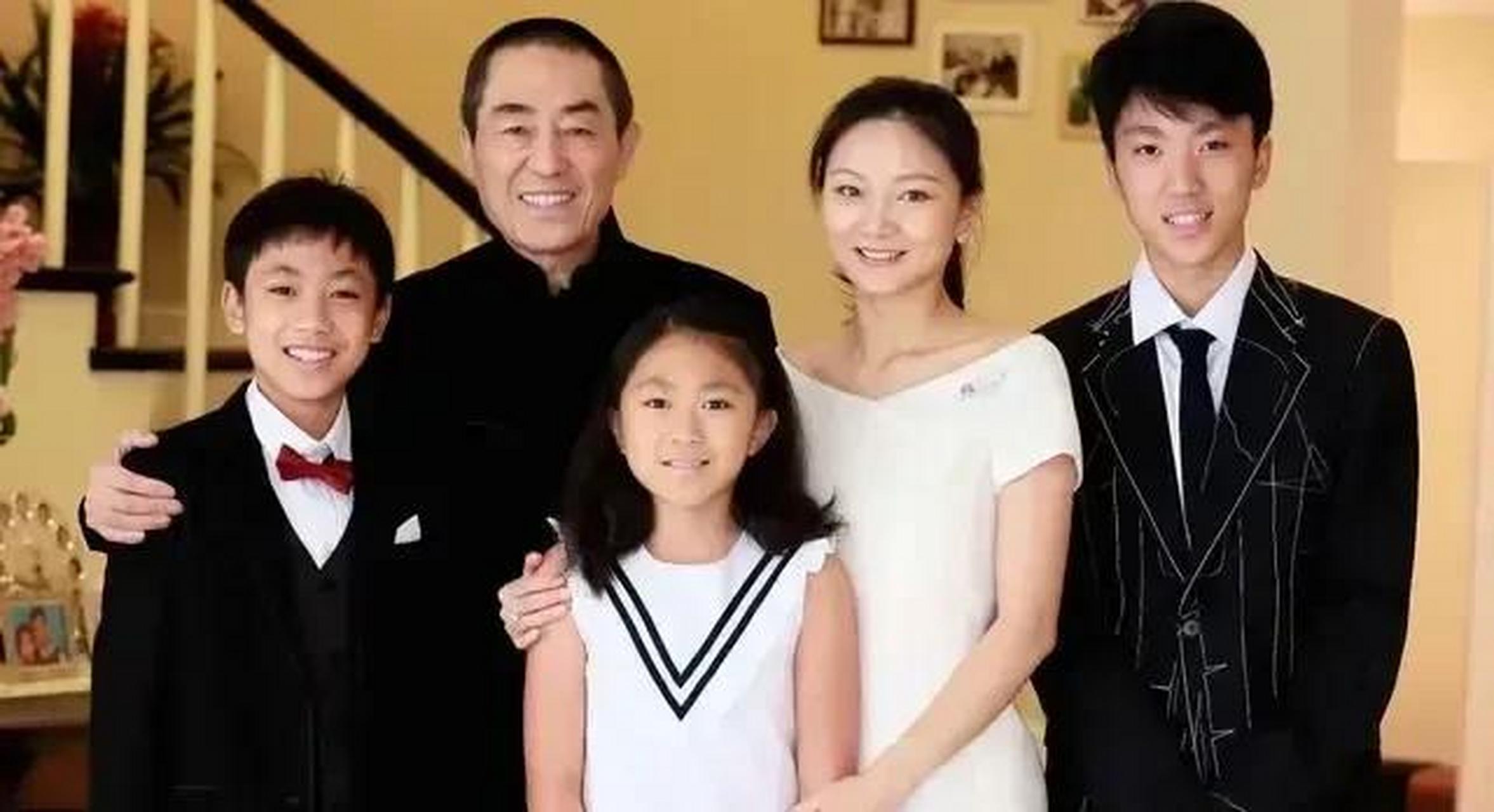 领动计划# 2006年,张艺谋的大女儿张末嫁给外国男友托维,请他去做